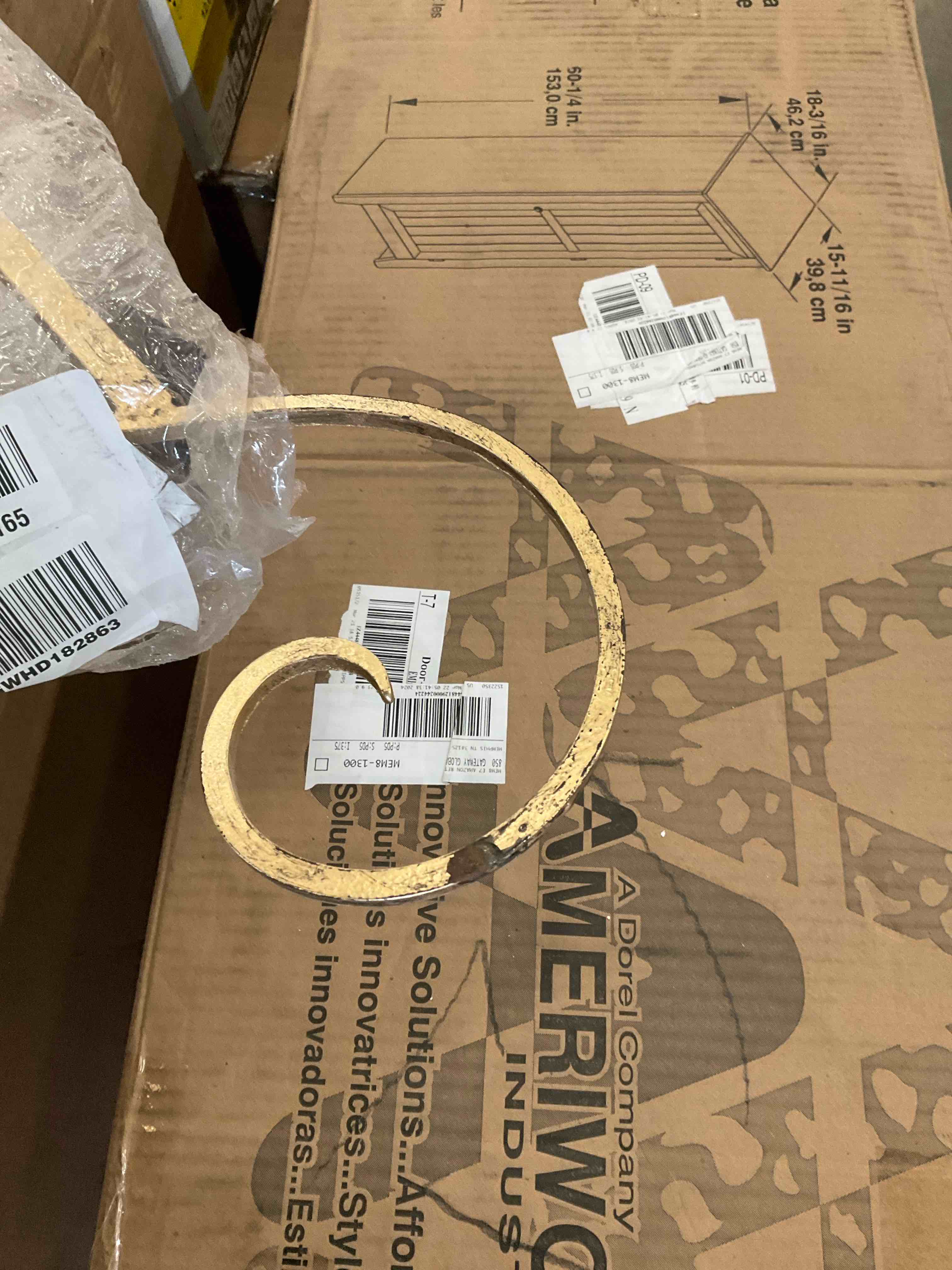 https://s3.amazonaws.com/lotting-images-prod/BargainHunt/BHL00143798_1711985488520.jpeg