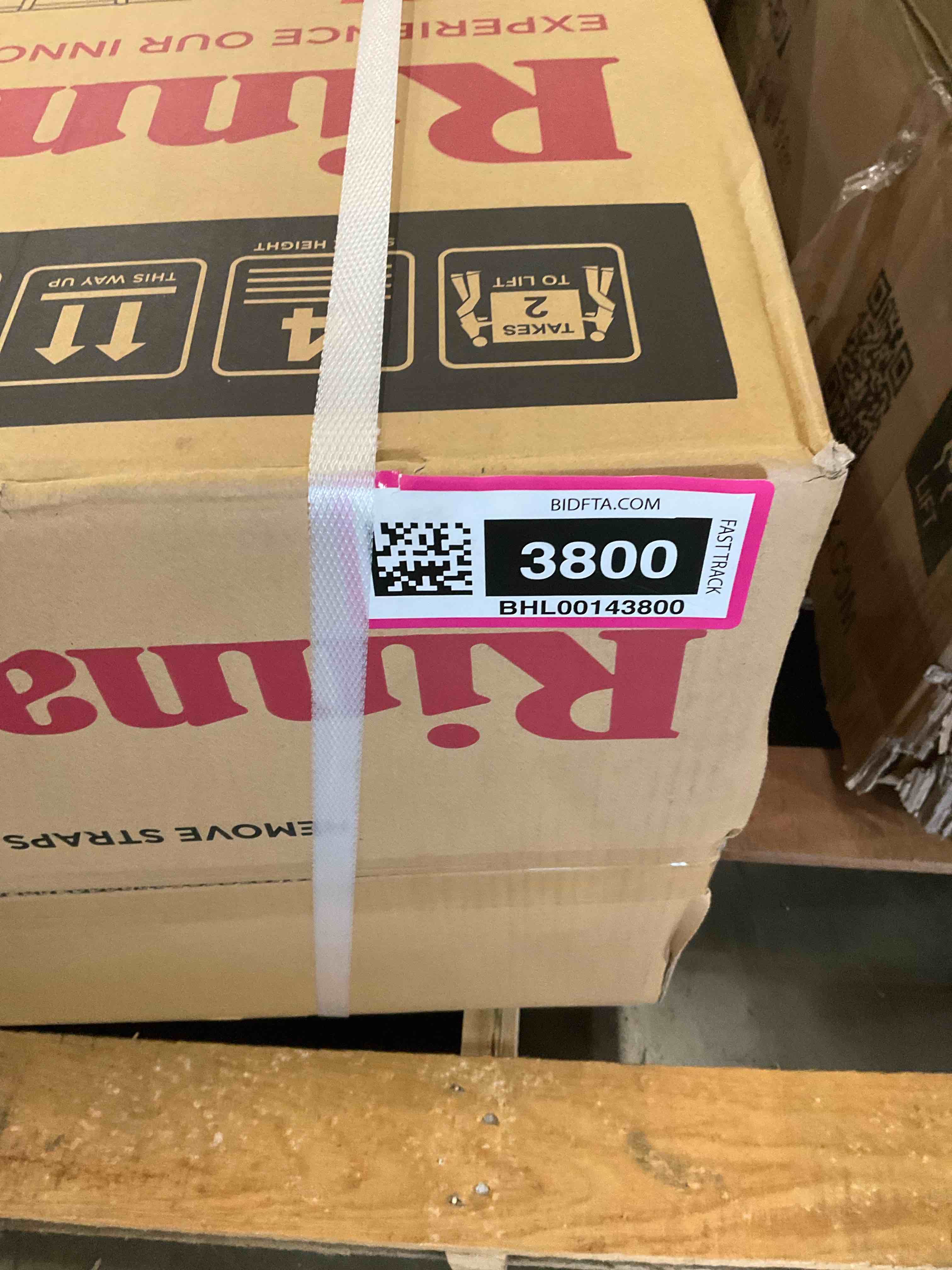 https://s3.amazonaws.com/lotting-images-prod/BargainHunt/BHL00143800_1711986084603.jpeg