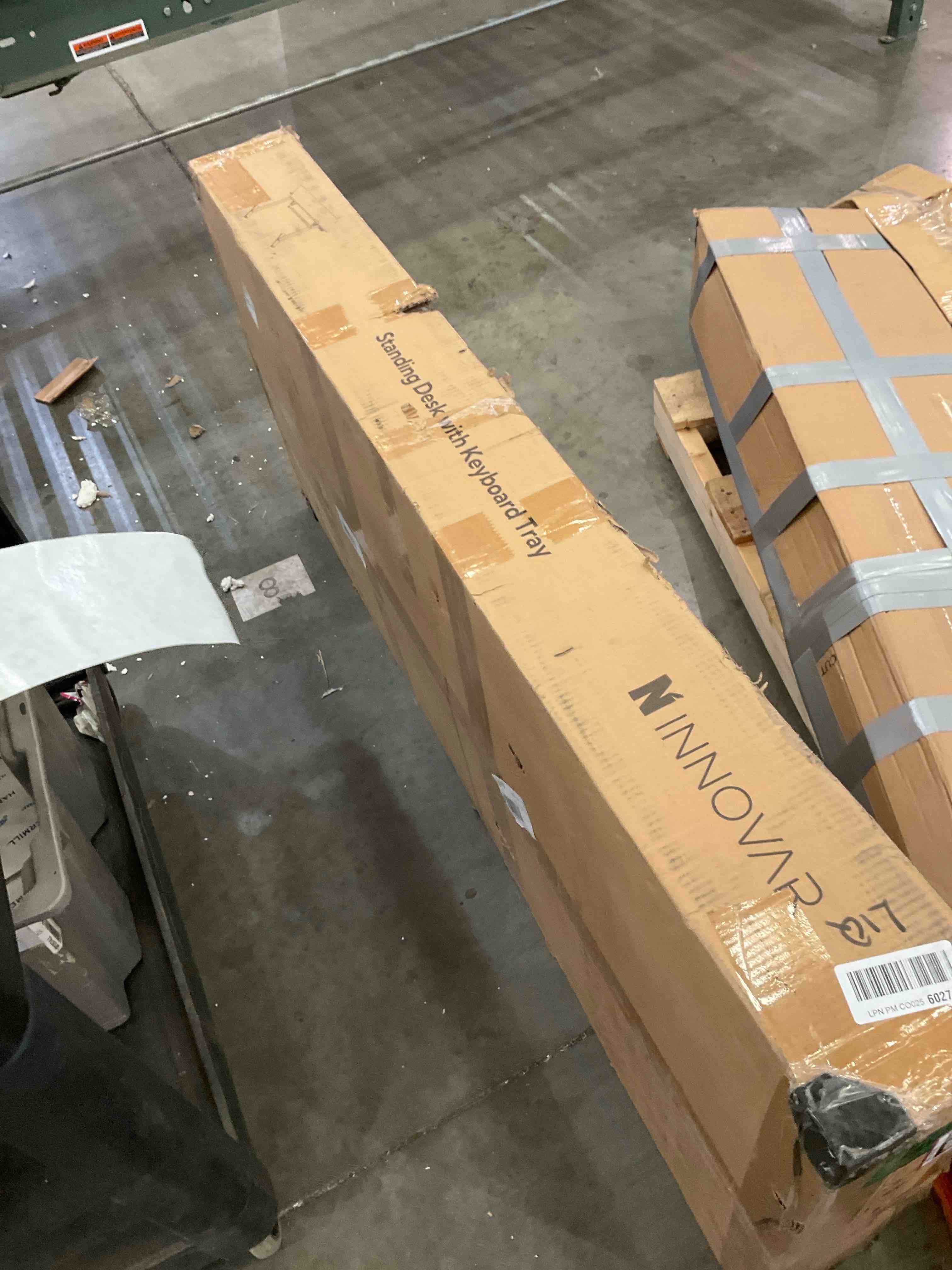 https://s3.amazonaws.com/lotting-images-prod/BargainHunt/BHL00143891_1713288253280.jpeg