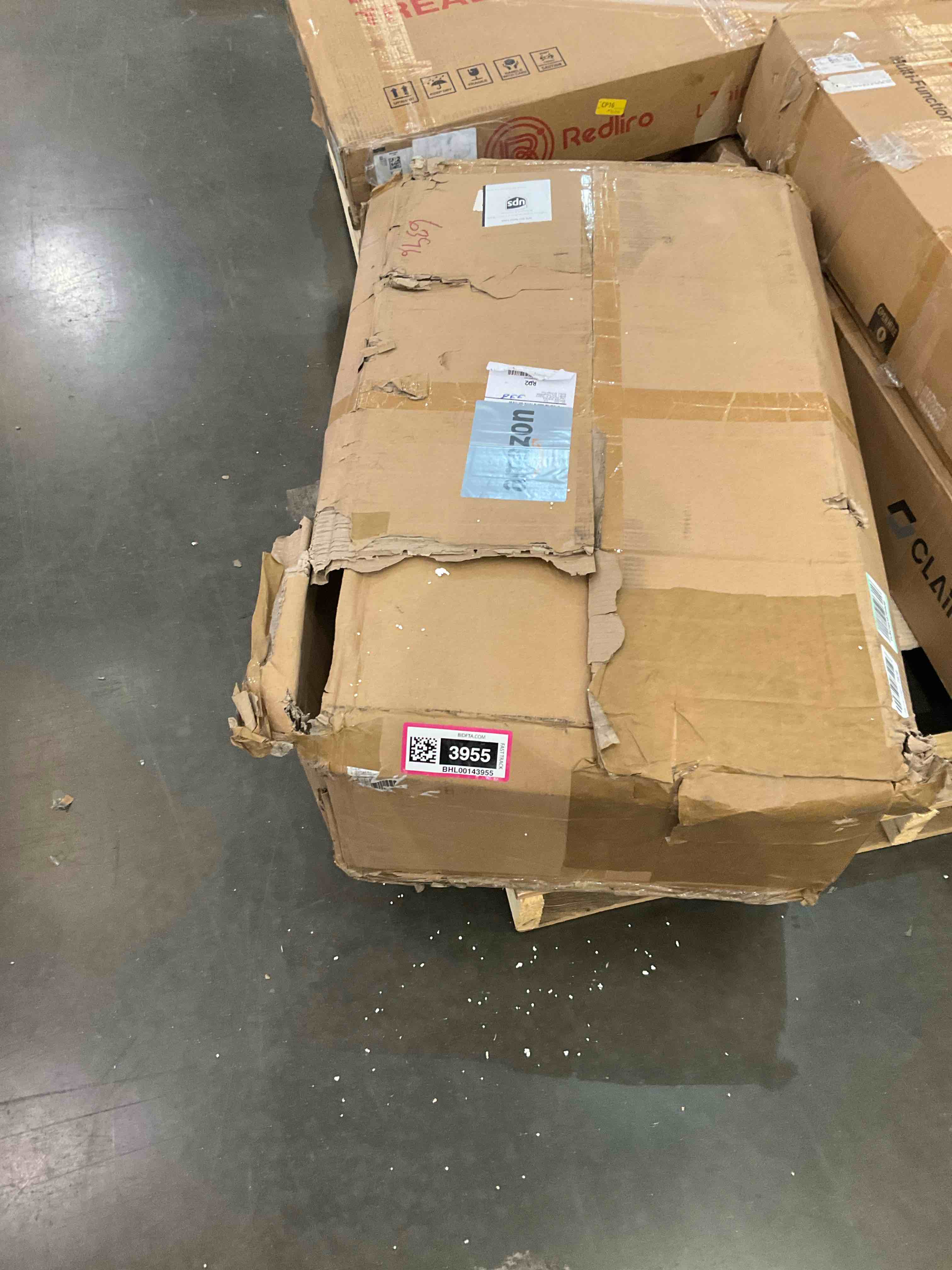 https://s3.amazonaws.com/lotting-images-prod/BargainHunt/BHL00143955_1713378255821.jpeg