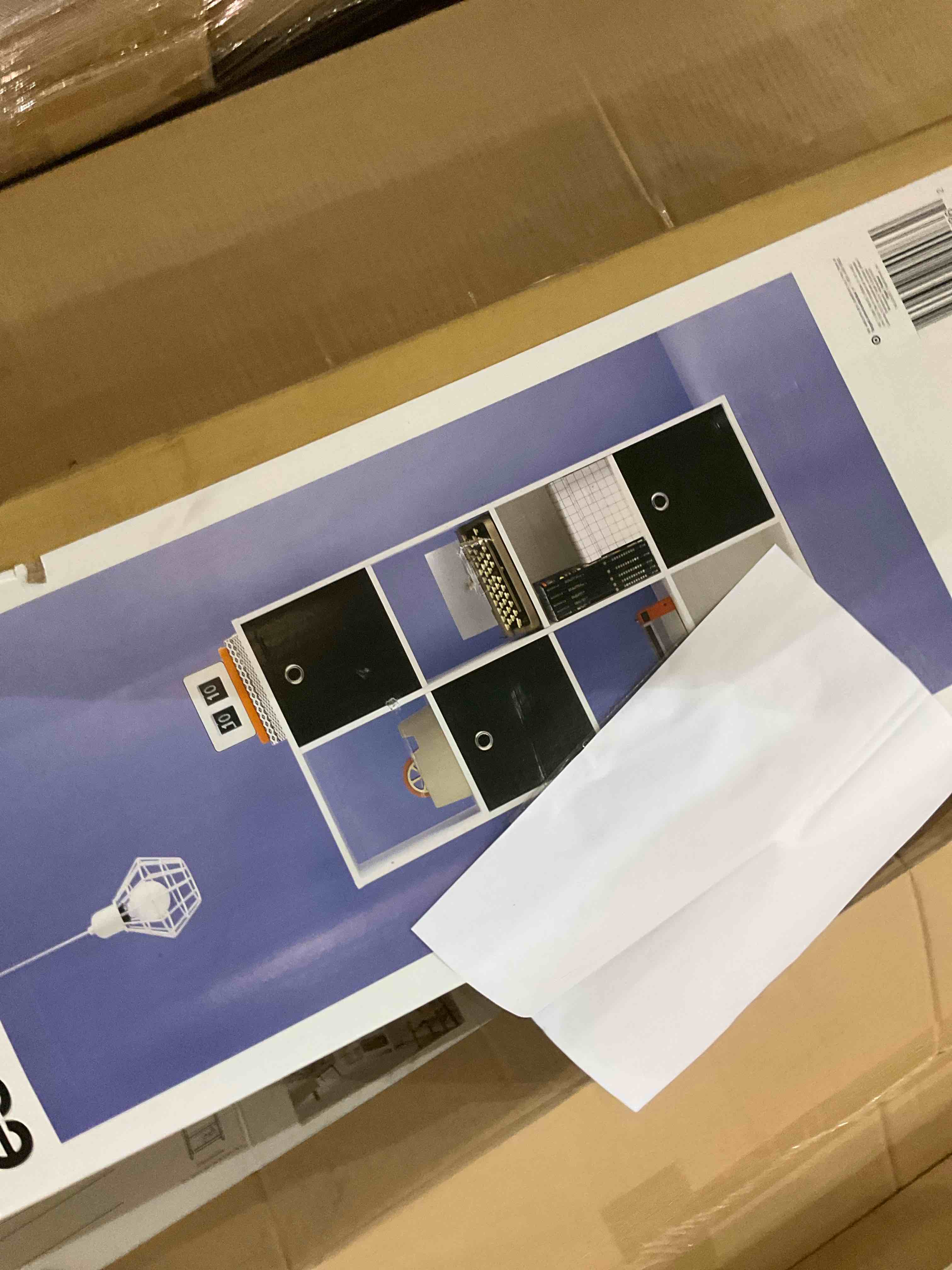 https://s3.amazonaws.com/lotting-images-prod/BargainHunt/BHL00144104_1716984182986.jpeg
