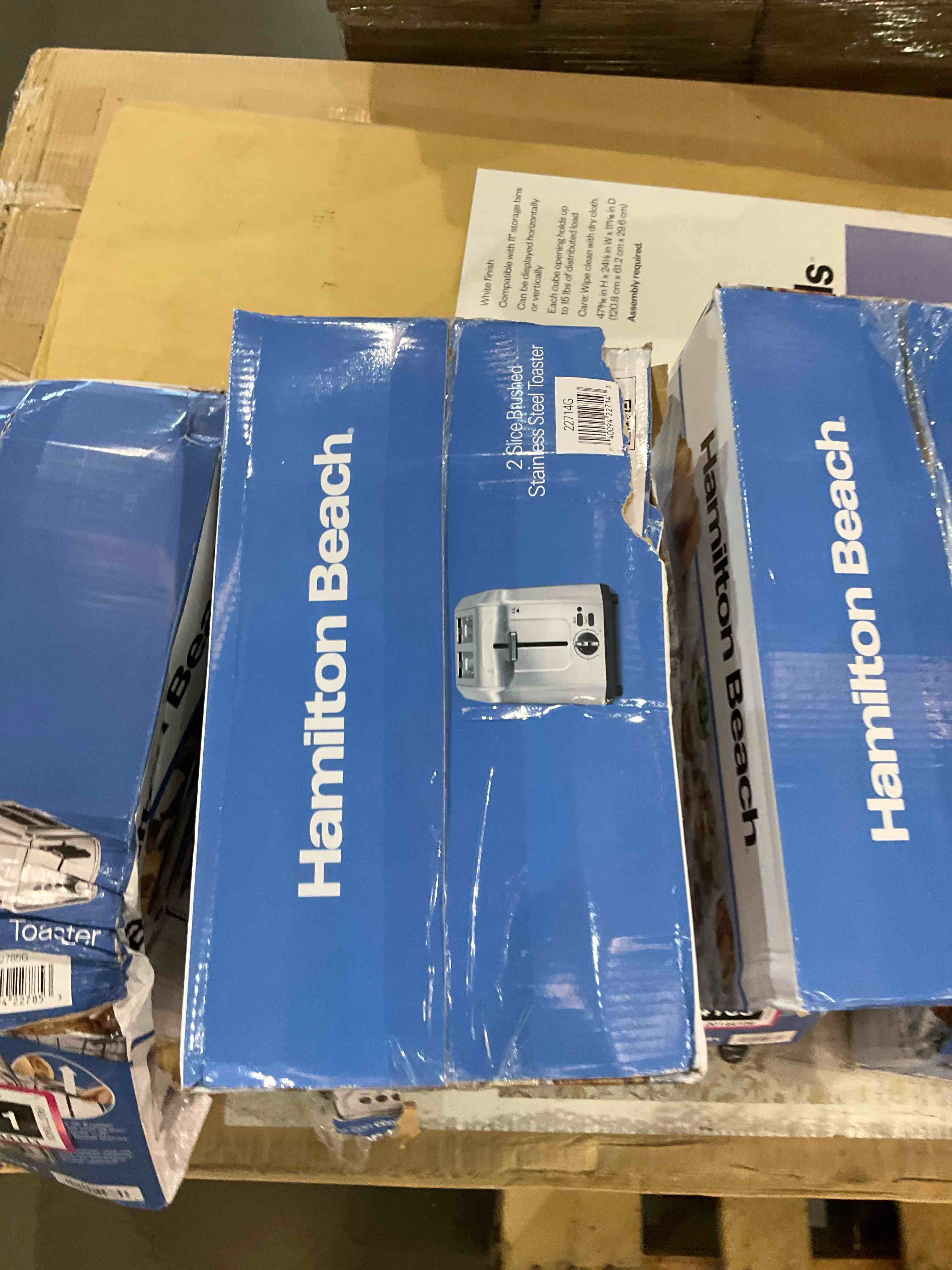 https://s3.amazonaws.com/lotting-images-prod/BargainHunt/BHL00144112_1716984734367.jpeg
