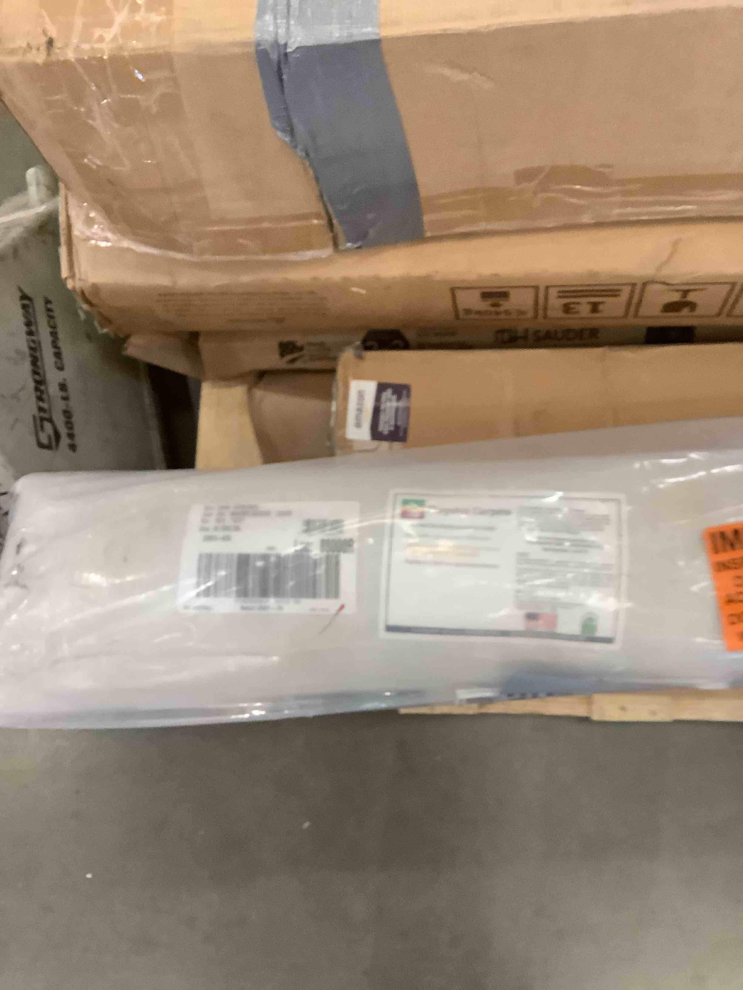 https://s3.amazonaws.com/lotting-images-prod/BargainHunt/BHL00144179_1717009256282.jpeg