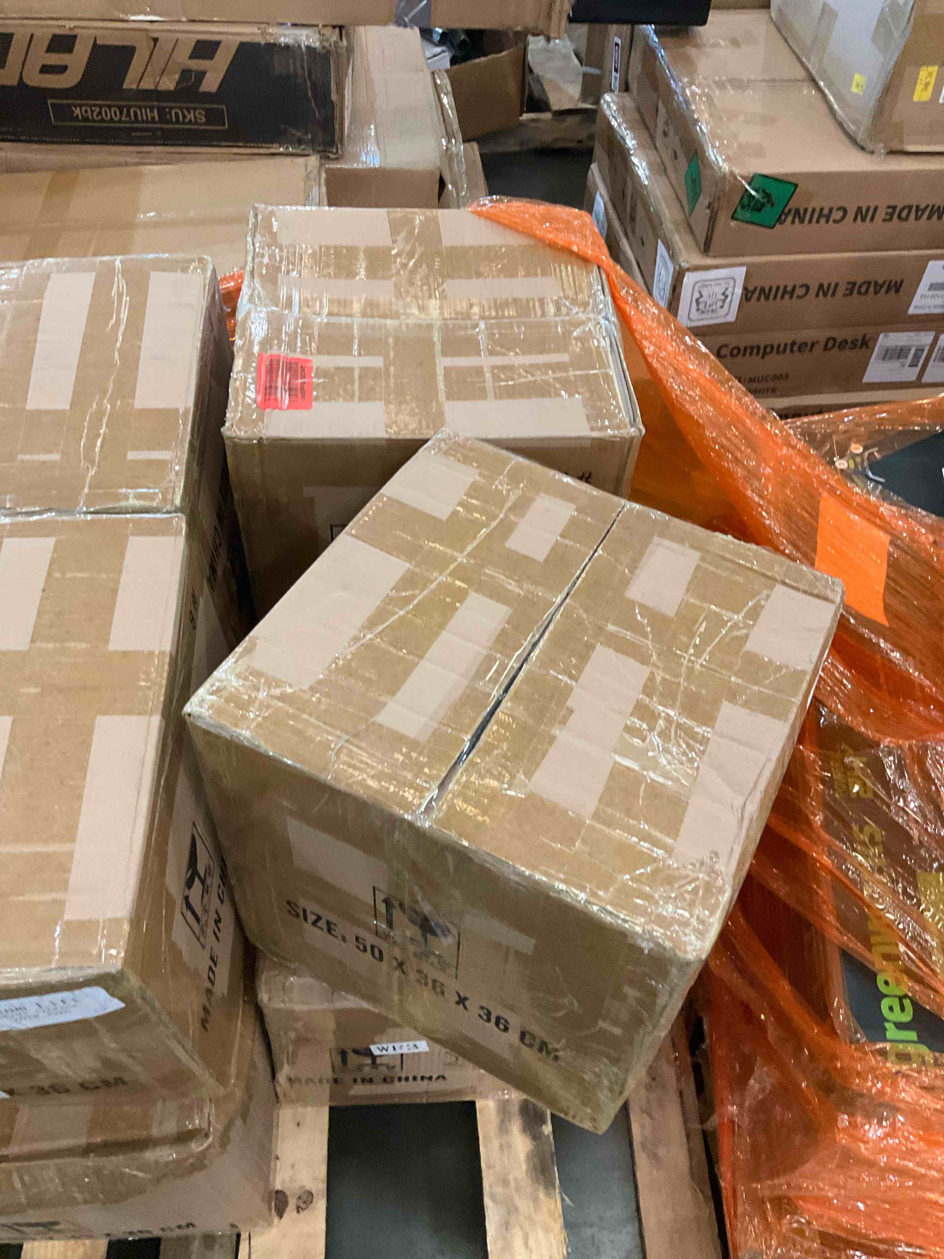 https://s3.amazonaws.com/lotting-images-prod/BargainHunt/BHL00144230_1717080555116.jpeg