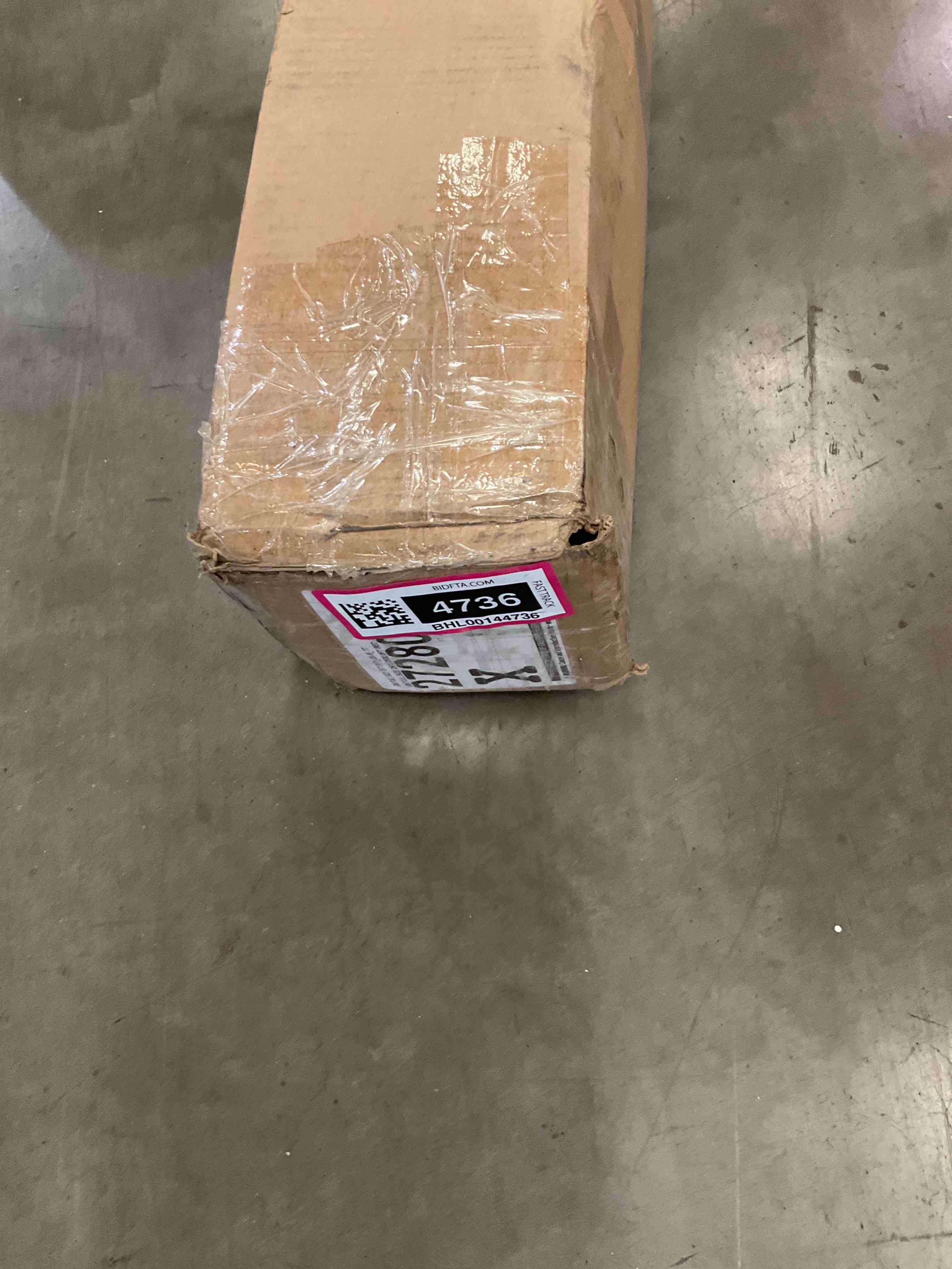 https://s3.amazonaws.com/lotting-images-prod/BargainHunt/BHL00144736_1716995410781.jpeg