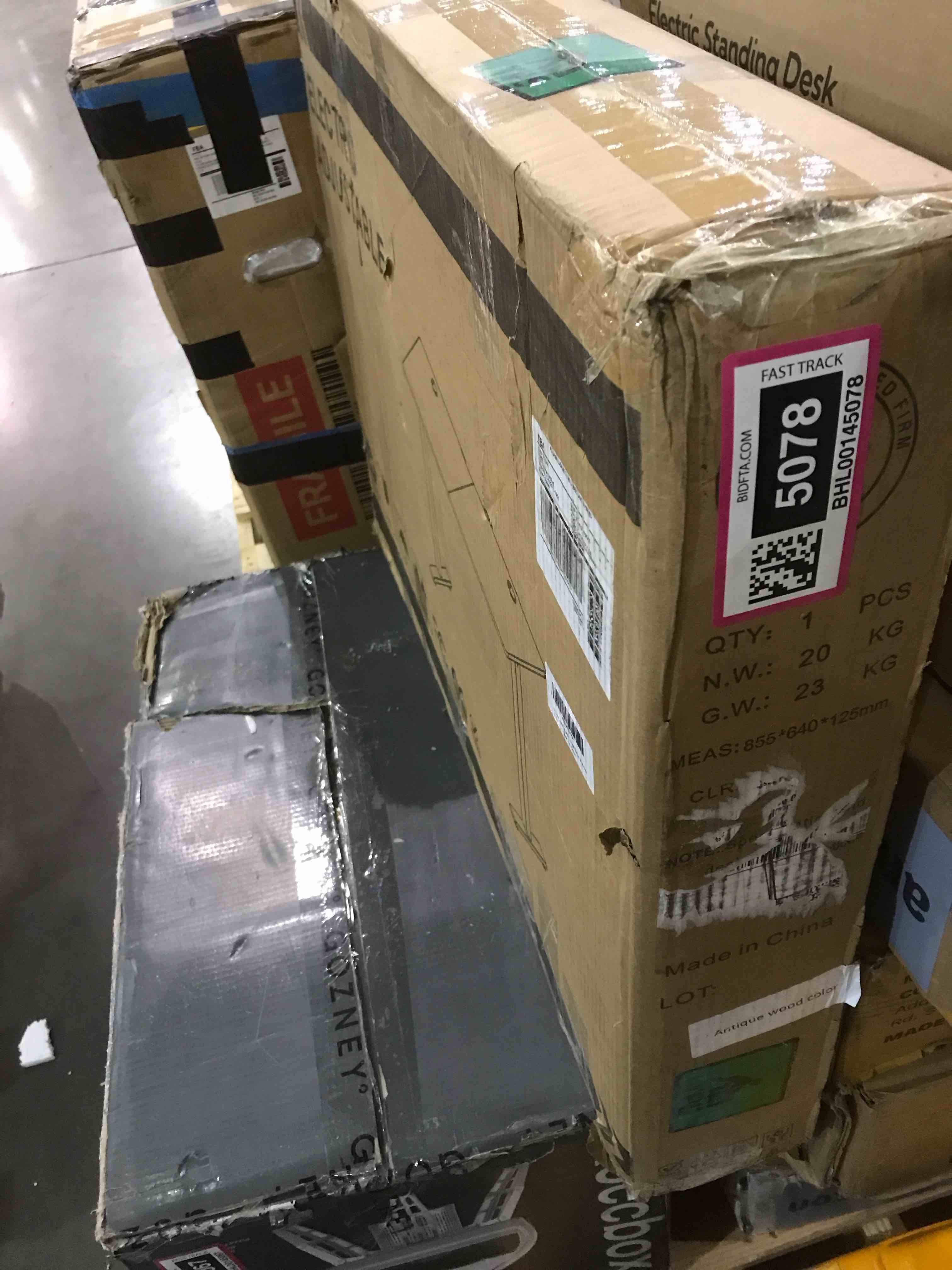https://s3.amazonaws.com/lotting-images-prod/BargainHunt/BHL00145078_1708605286500.jpeg