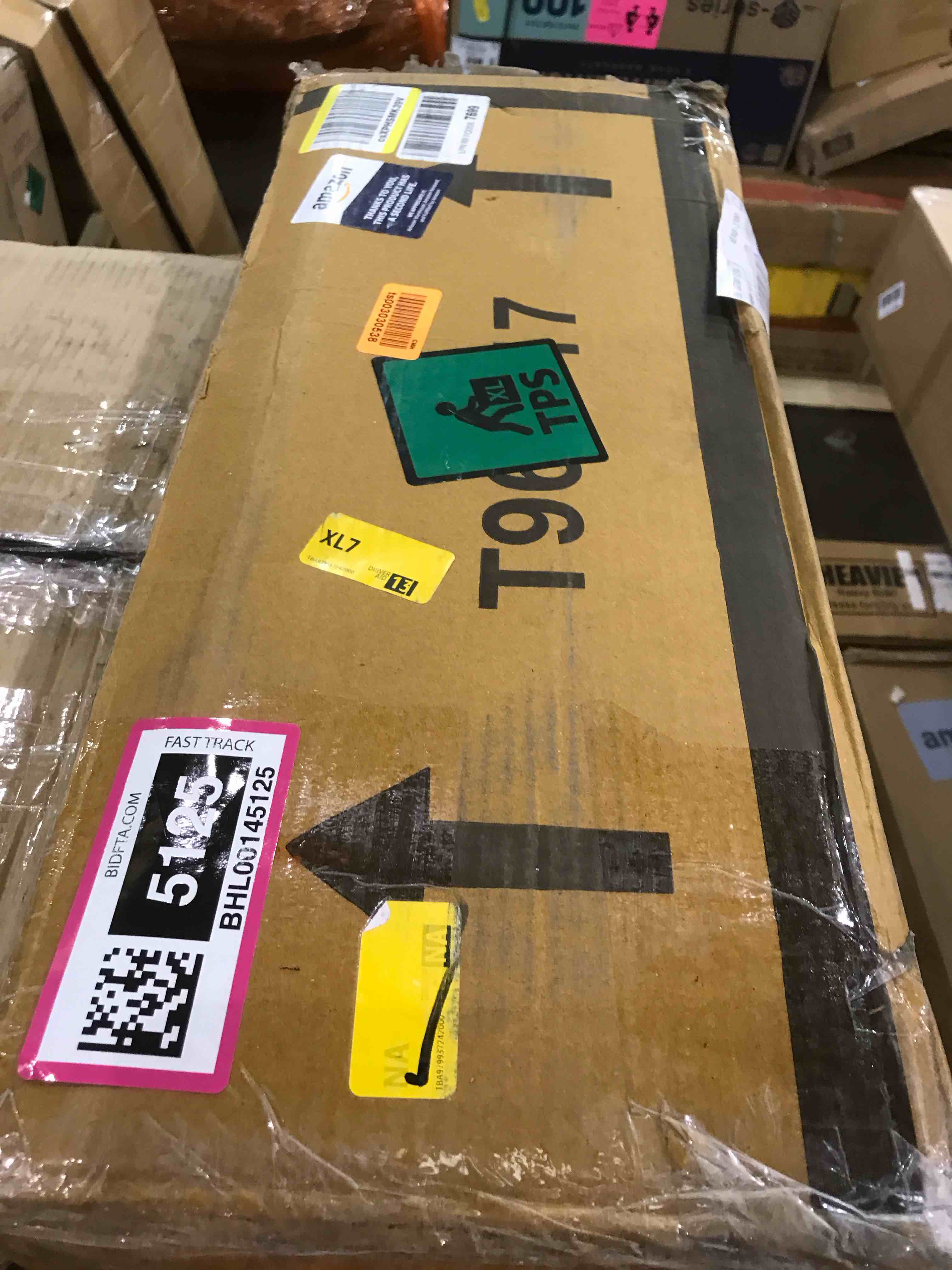 https://s3.amazonaws.com/lotting-images-prod/BargainHunt/BHL00145125_1708627860303.jpeg