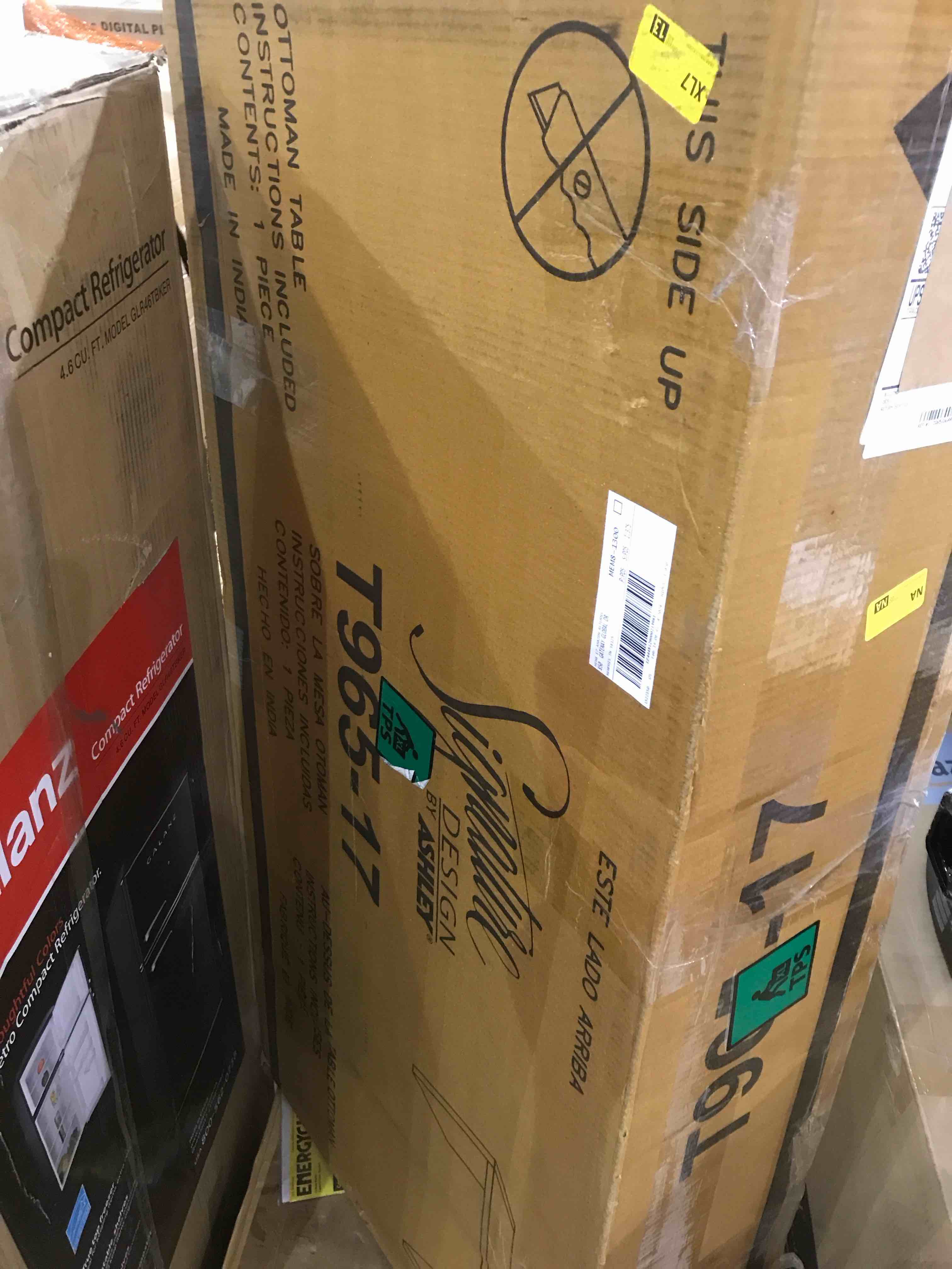 https://s3.amazonaws.com/lotting-images-prod/BargainHunt/BHL00145125_1708627872996.jpeg