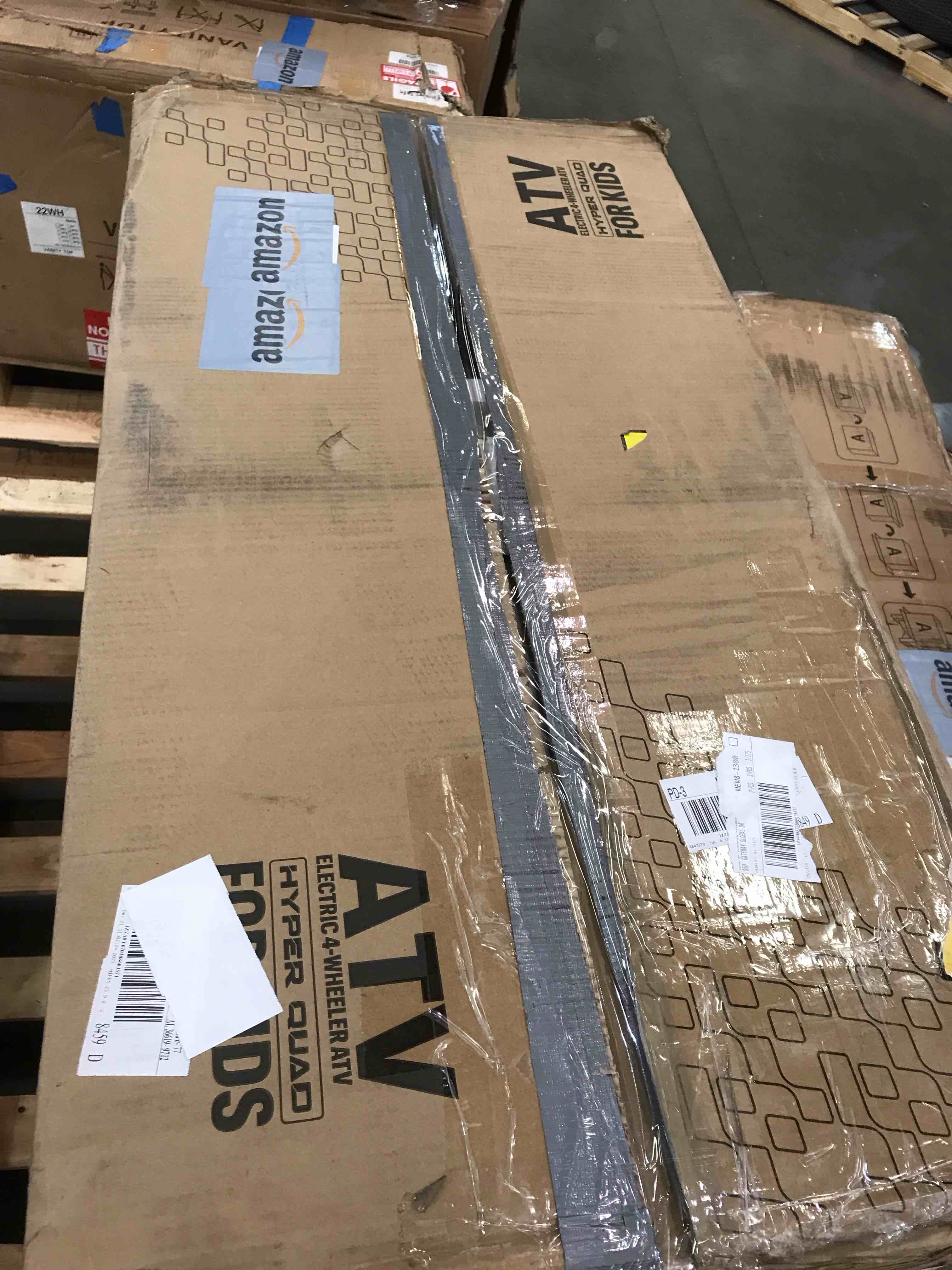 https://s3.amazonaws.com/lotting-images-prod/BargainHunt/BHL00145156_1708700843328.jpeg