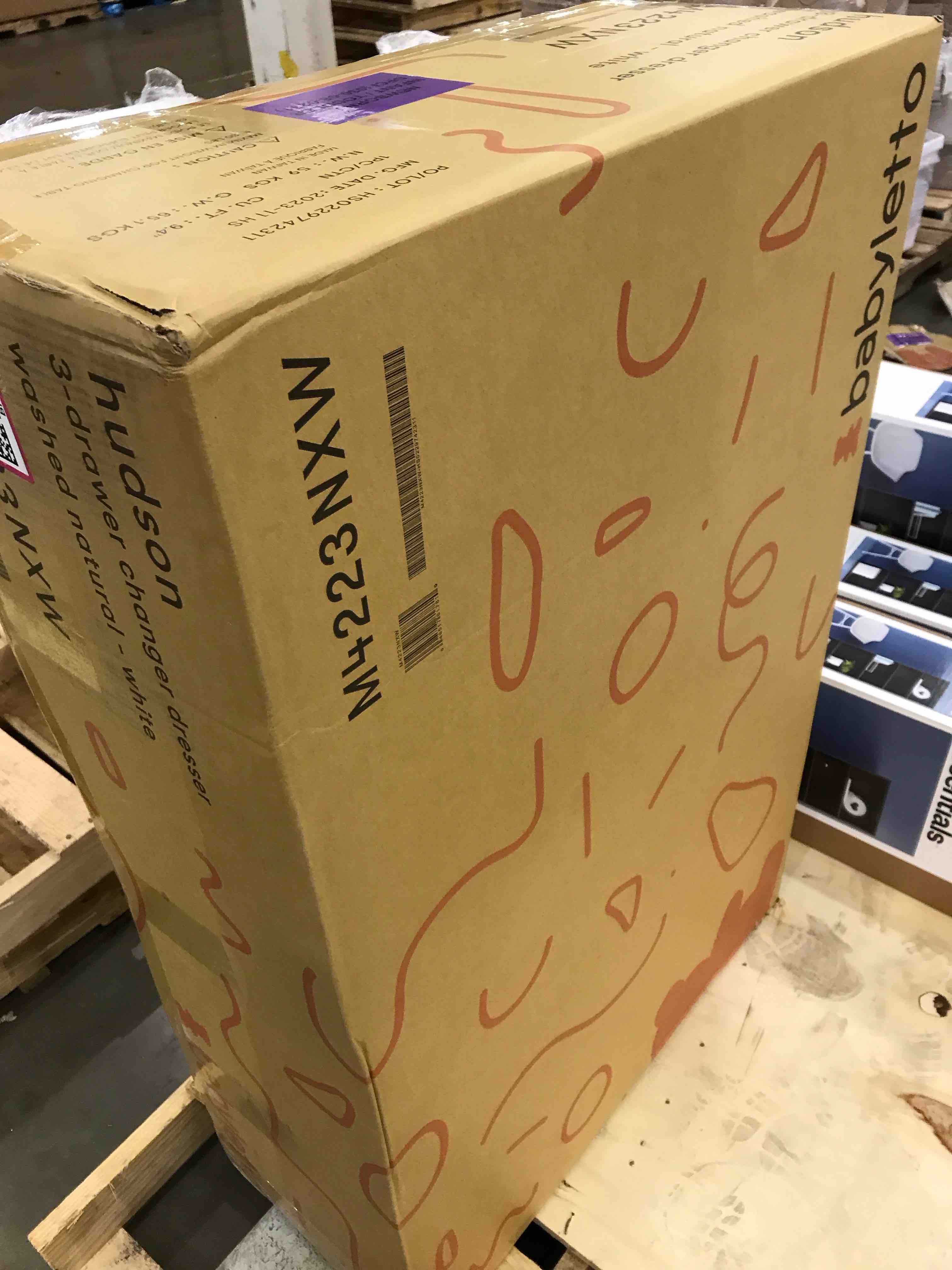 https://s3.amazonaws.com/lotting-images-prod/BargainHunt/BHL00145352_1709147686758.jpeg