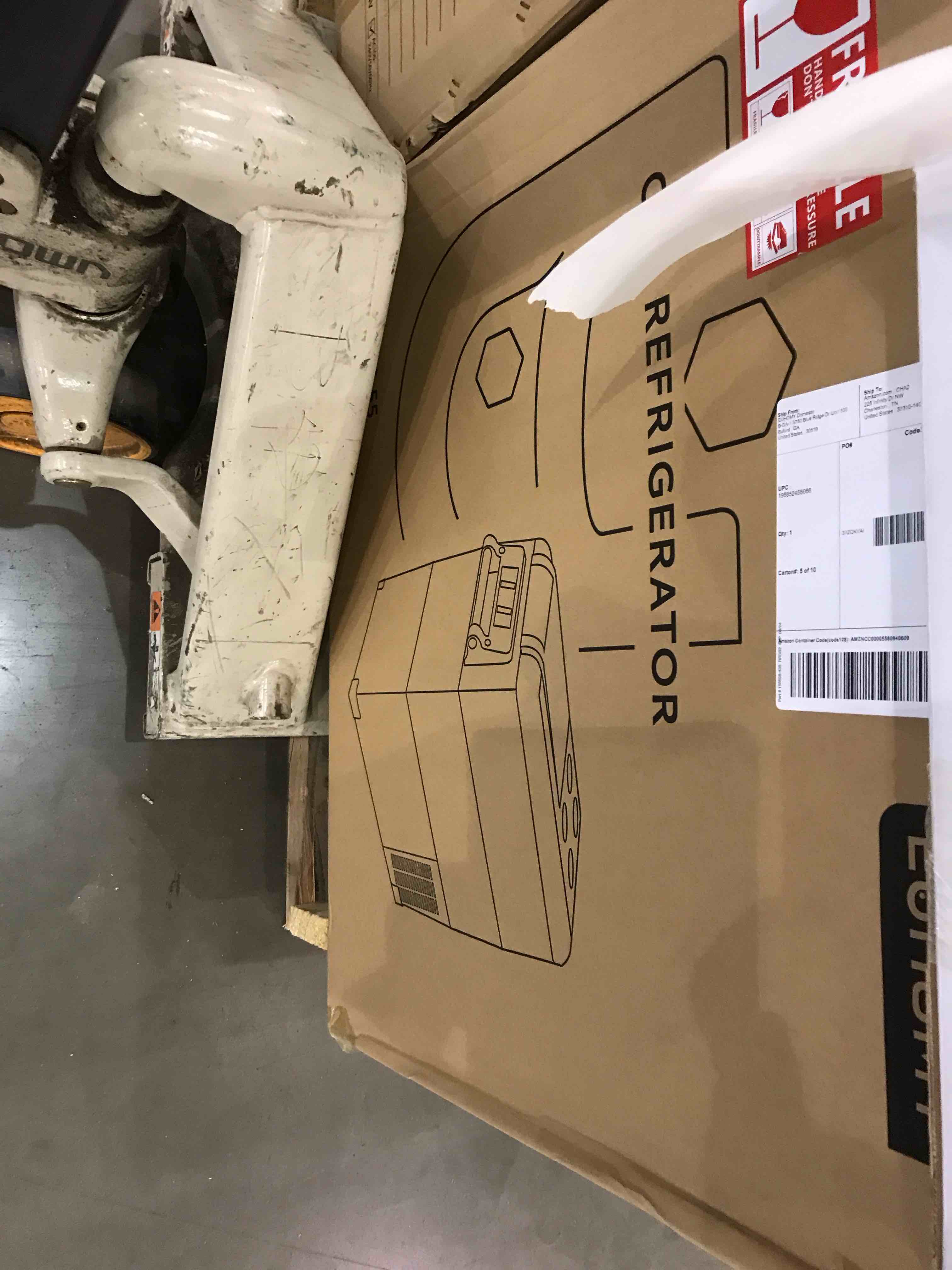 https://s3.amazonaws.com/lotting-images-prod/BargainHunt/BHL00145382_1709212158772.jpeg