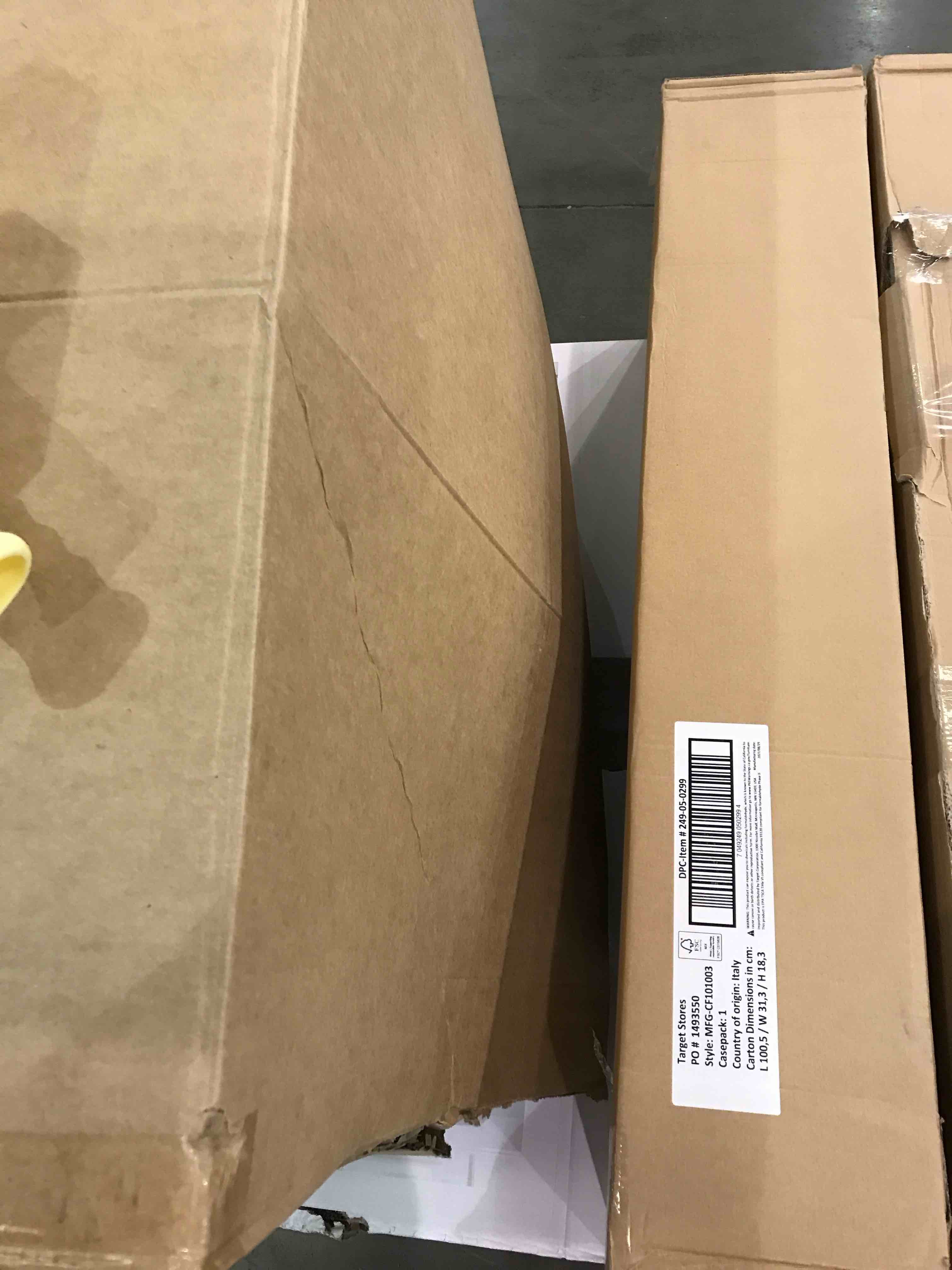 https://s3.amazonaws.com/lotting-images-prod/BargainHunt/BHL00145395_1709214569382.jpeg