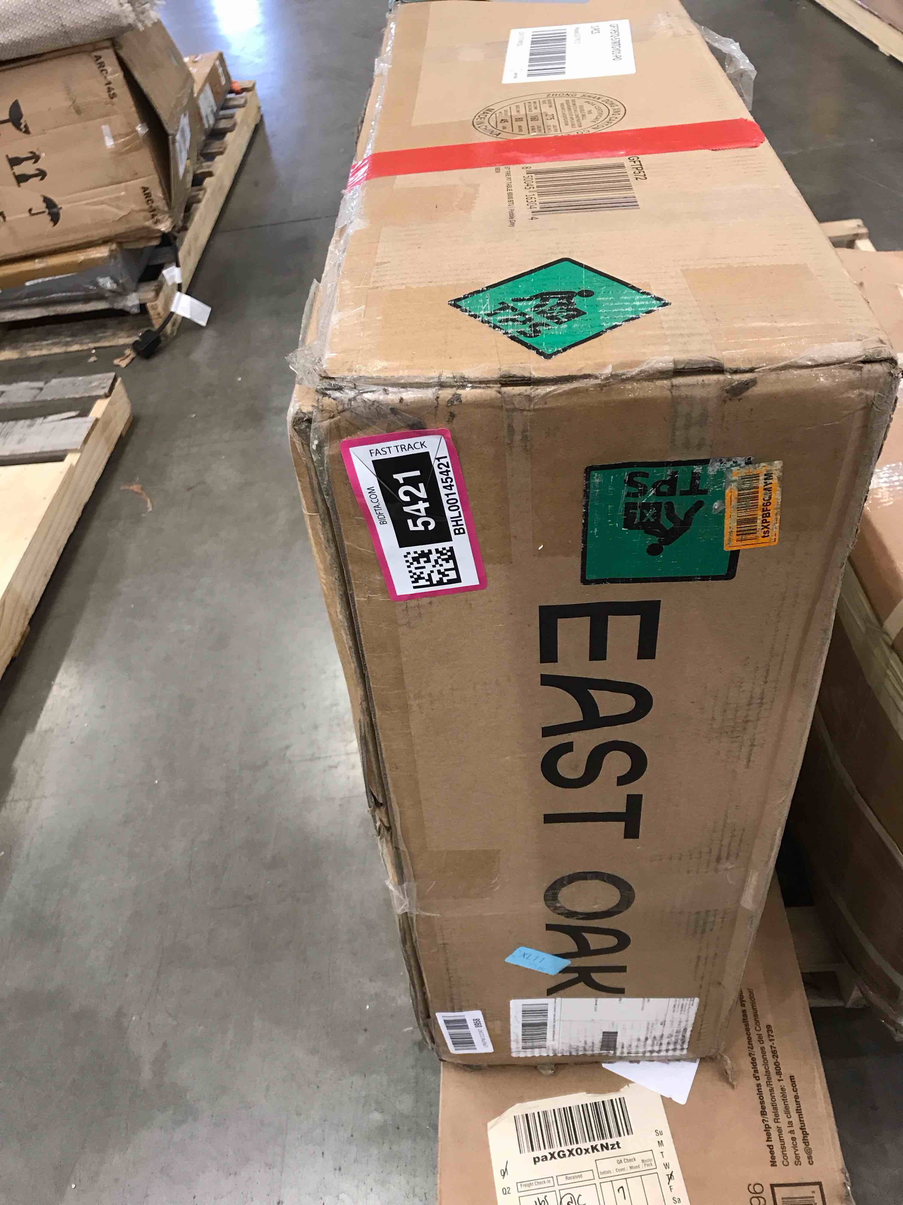 https://s3.amazonaws.com/lotting-images-prod/BargainHunt/BHL00145421_1709227969732.jpeg