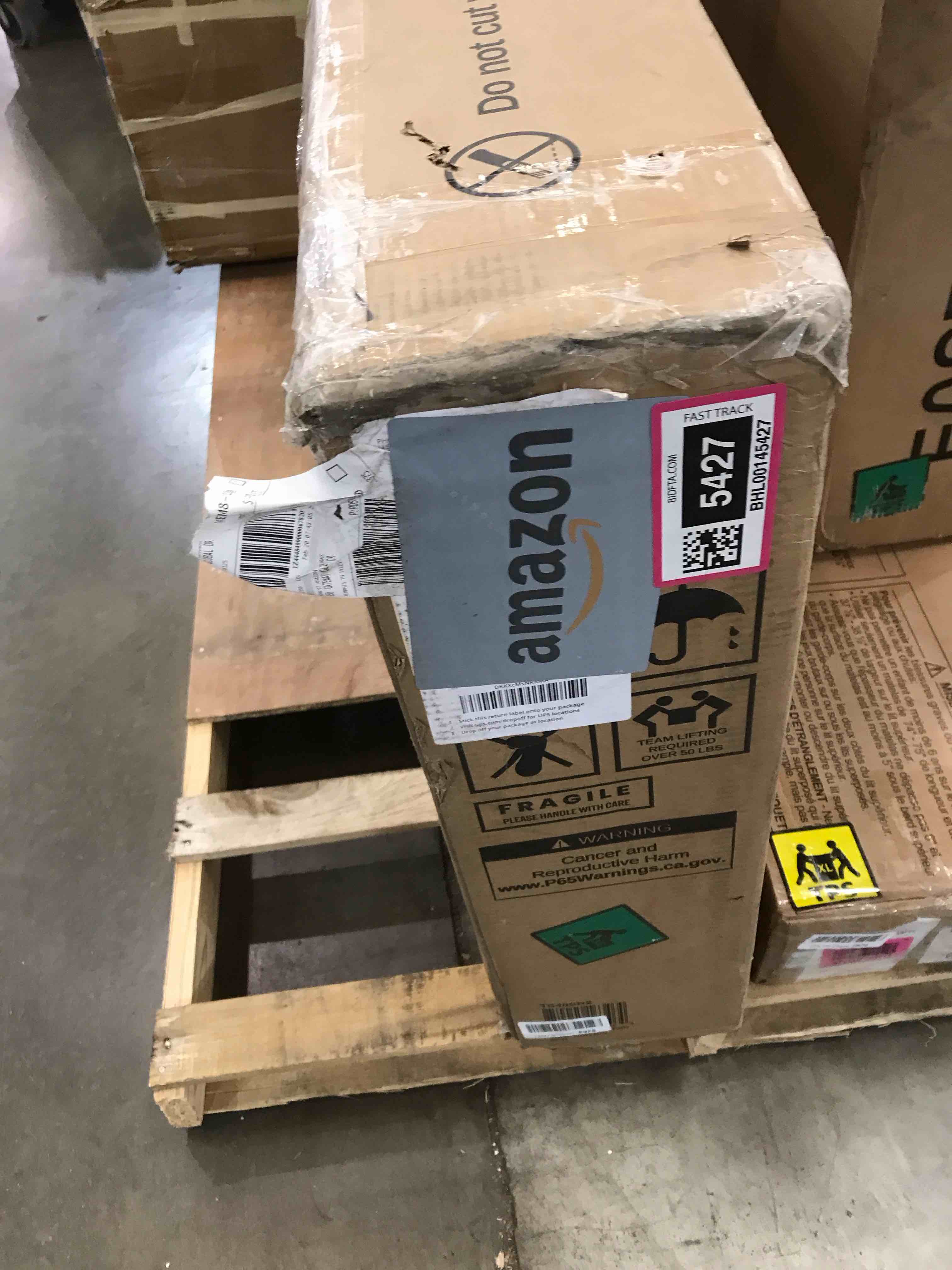 https://s3.amazonaws.com/lotting-images-prod/BargainHunt/BHL00145427_1709229432976.jpeg