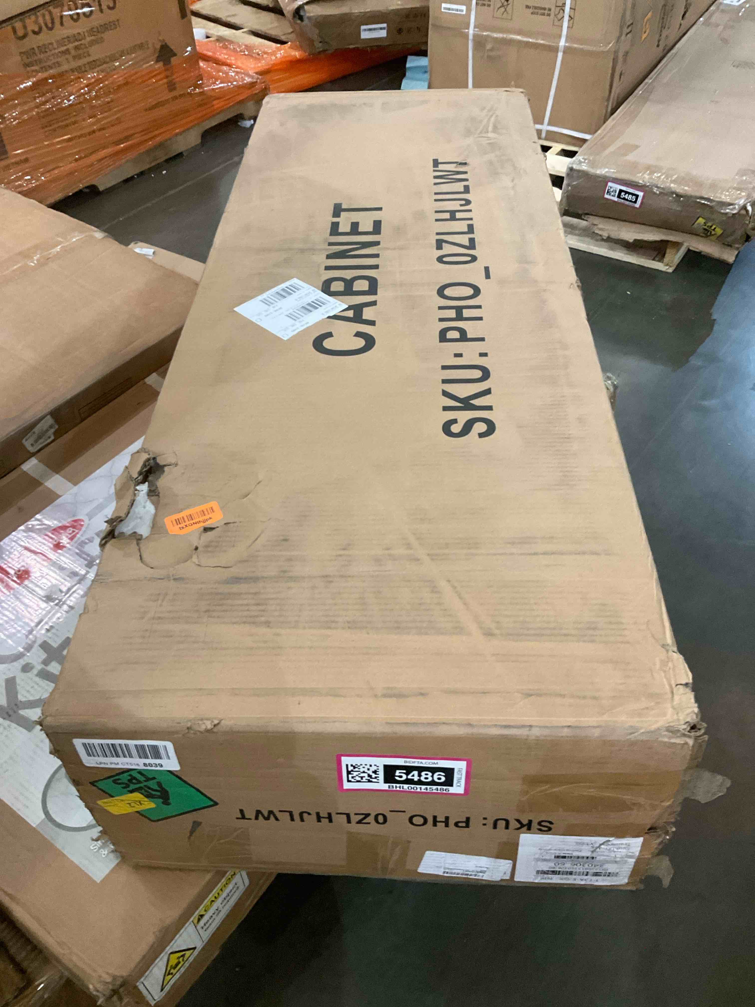 https://s3.amazonaws.com/lotting-images-prod/BargainHunt/BHL00145486_1709575635529.jpeg