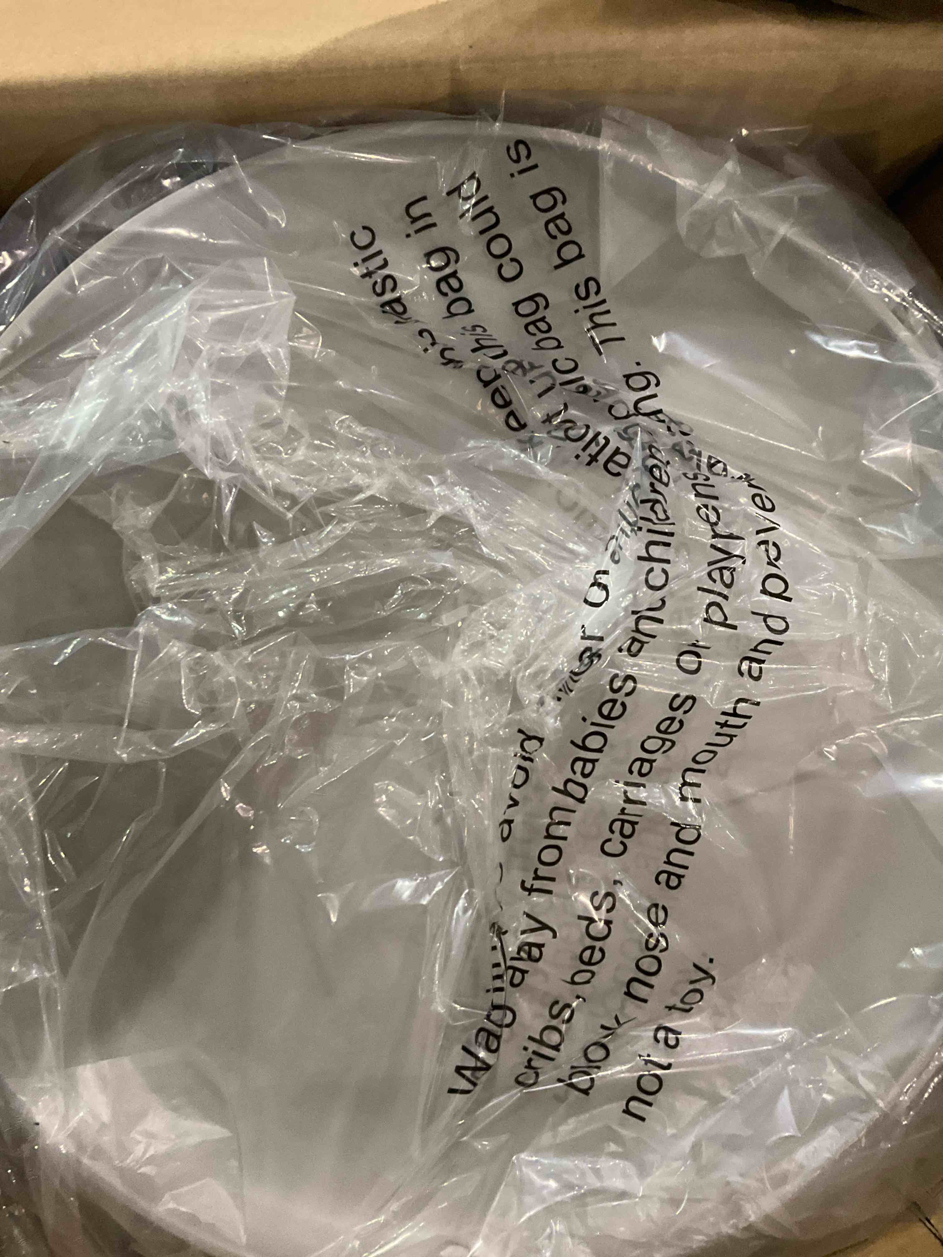 https://s3.amazonaws.com/lotting-images-prod/BargainHunt/BHL00145714_1715793868890.jpeg