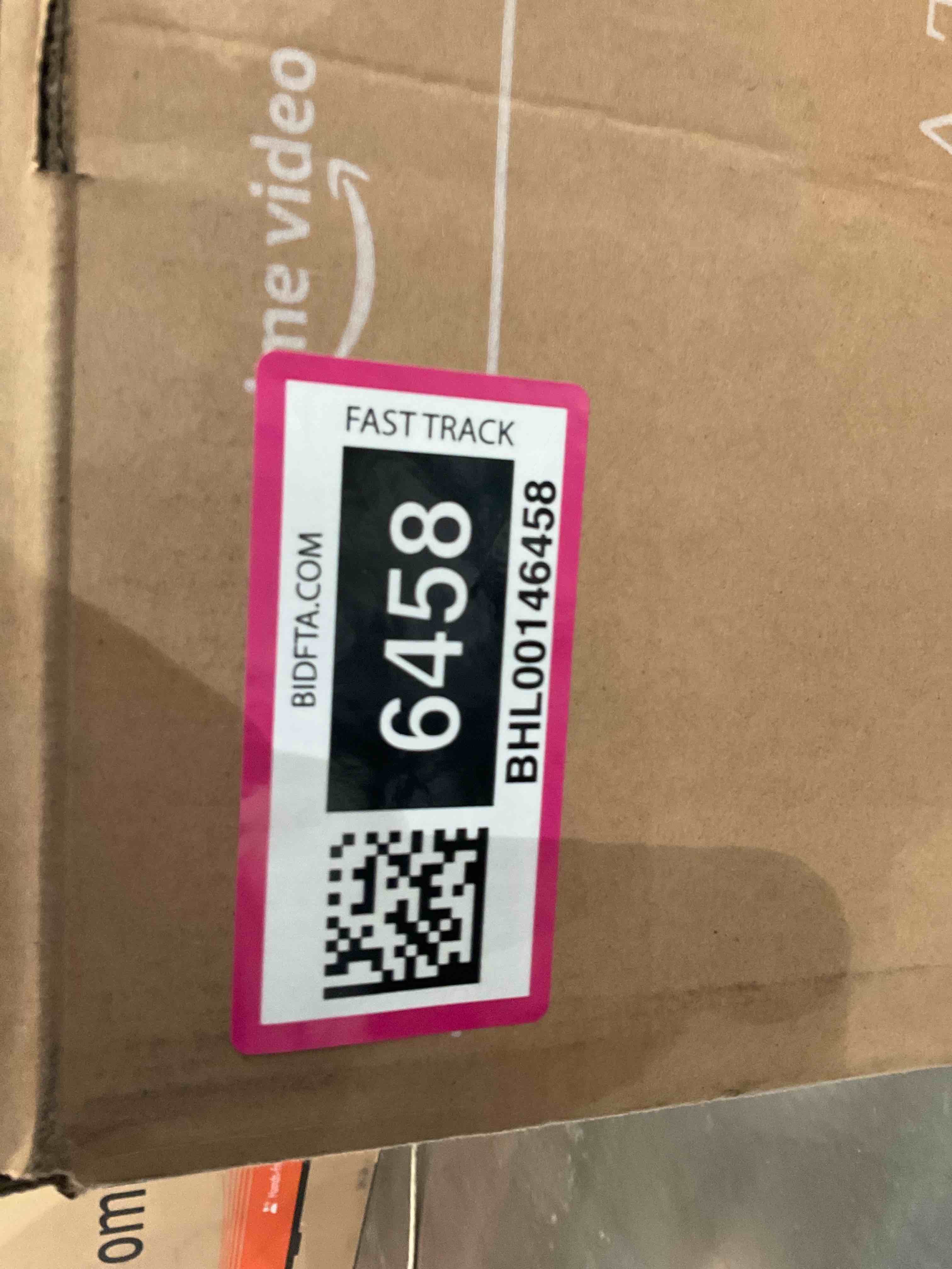 https://s3.amazonaws.com/lotting-images-prod/BargainHunt/BHL00146458_1715785281783.jpeg