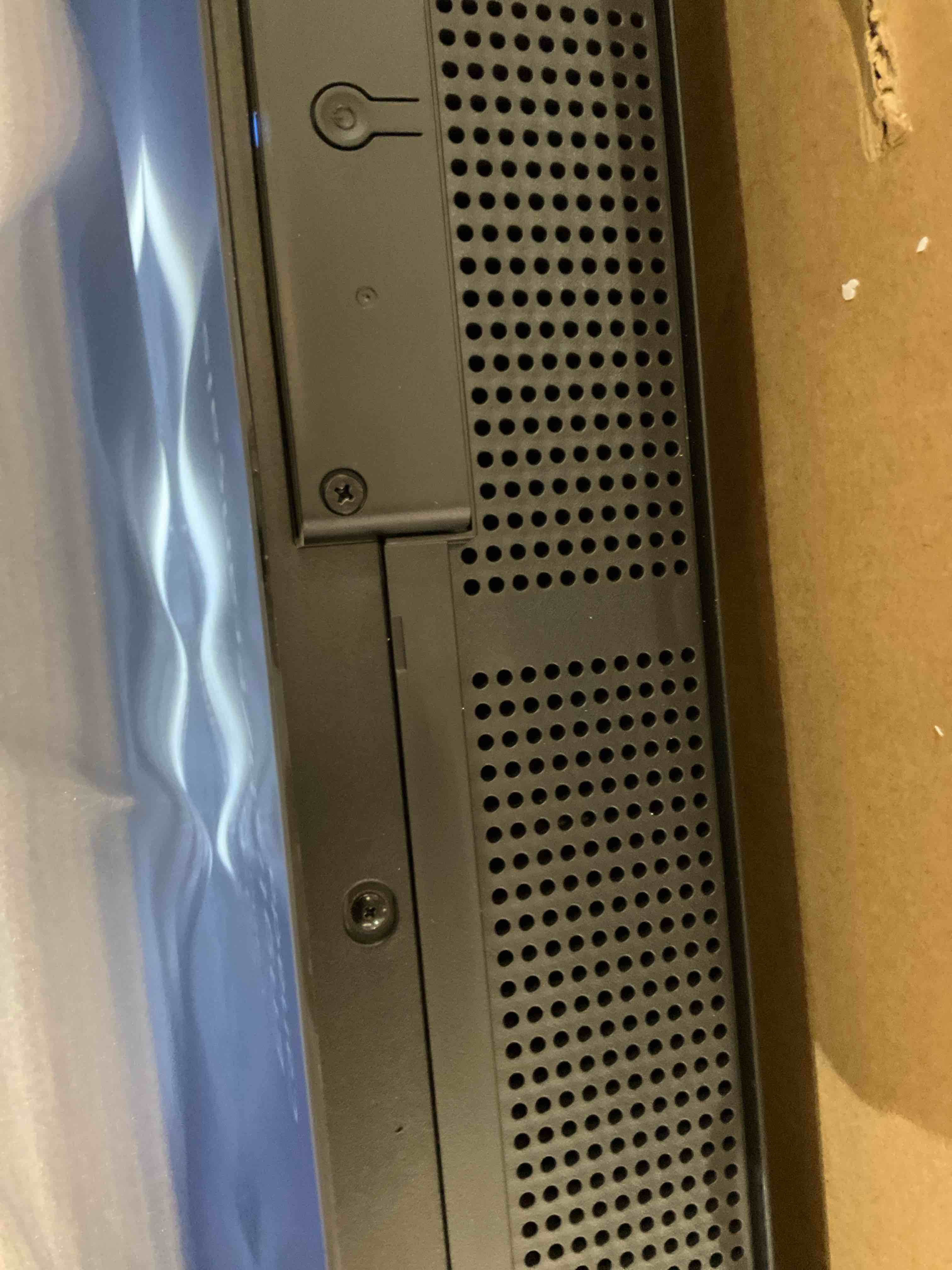https://s3.amazonaws.com/lotting-images-prod/BargainHunt/BHL00146460_1715787812931.jpeg