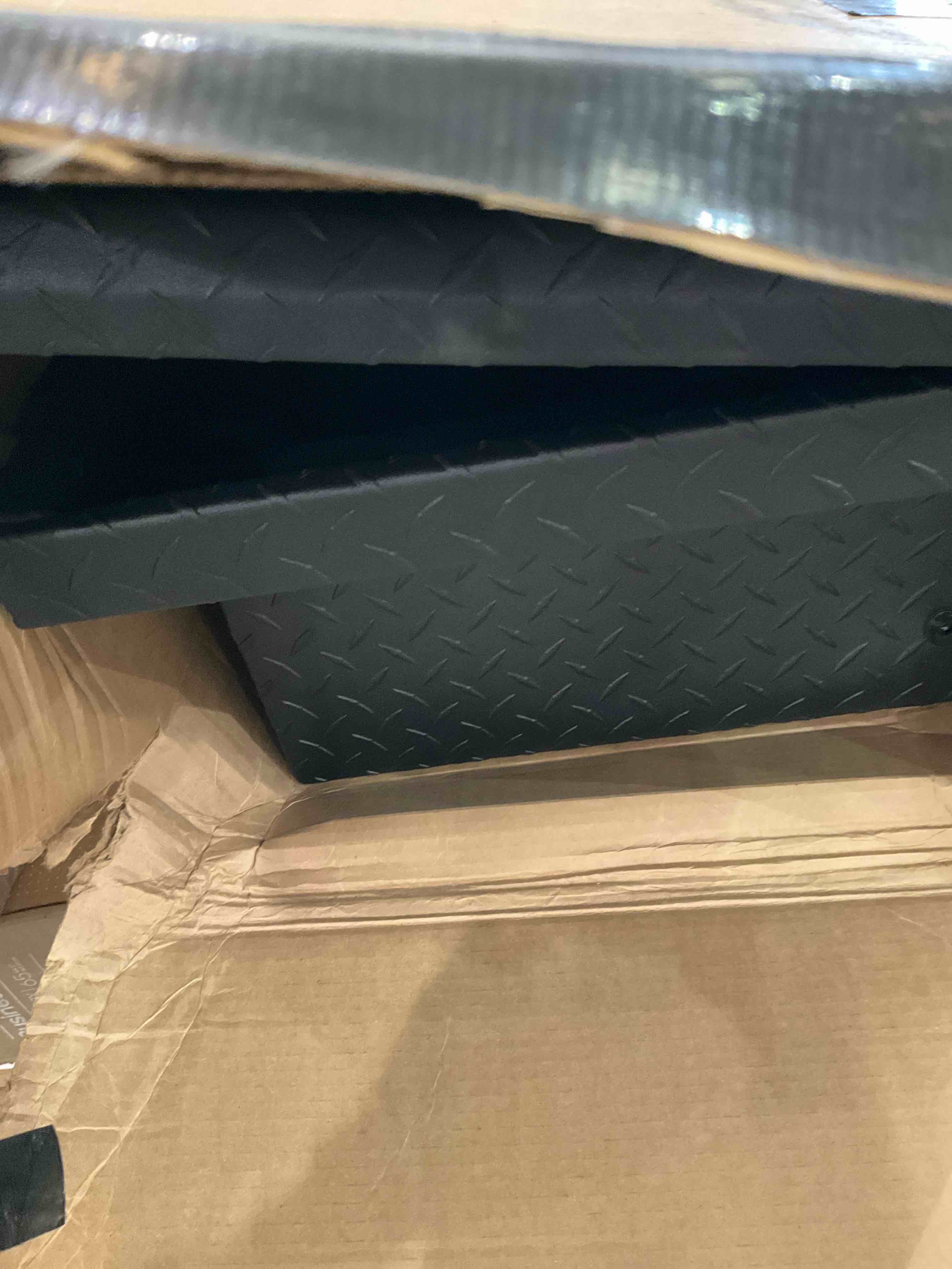 https://s3.amazonaws.com/lotting-images-prod/BargainHunt/BHL00147557_1715273186329.jpeg