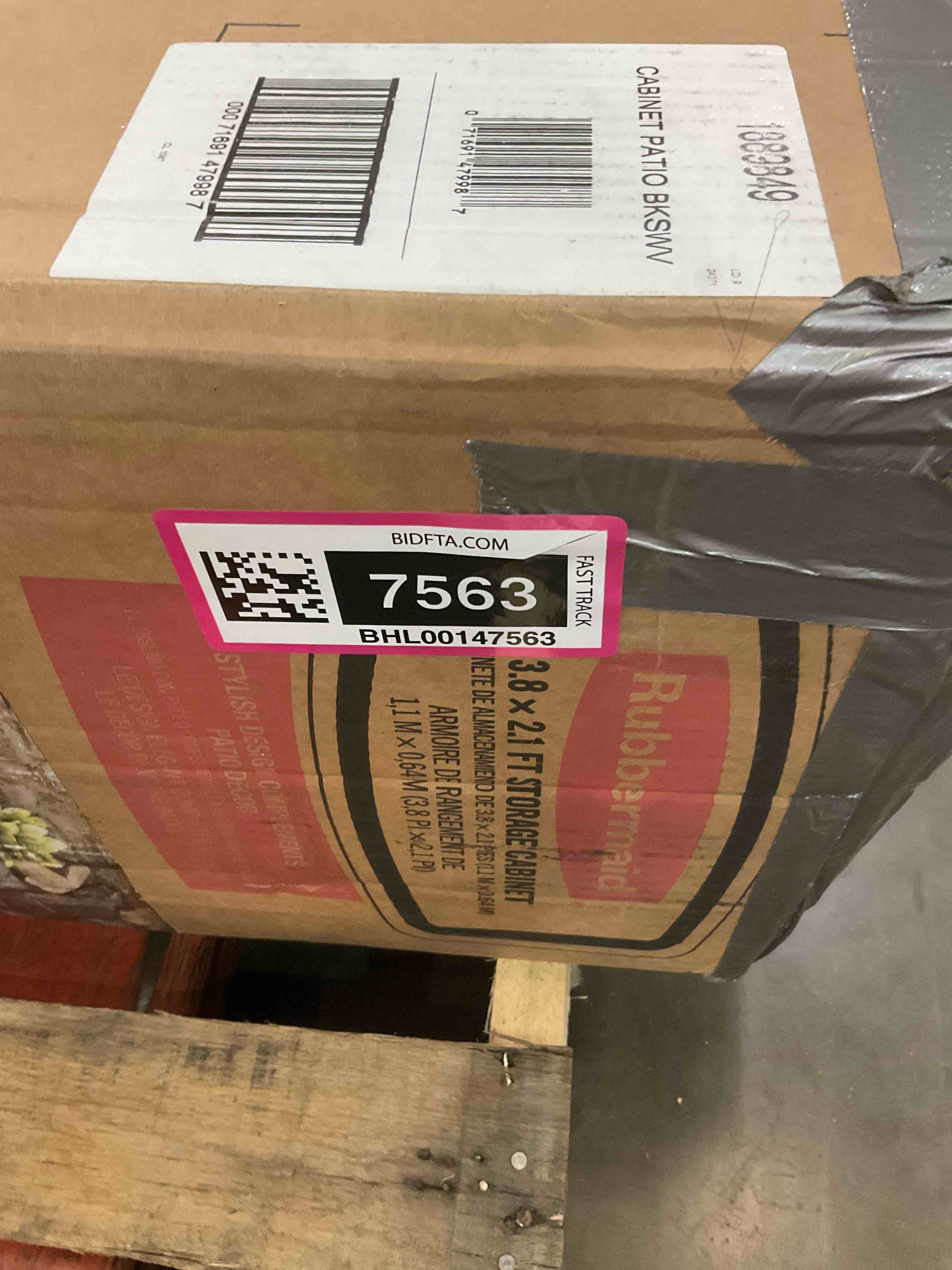https://s3.amazonaws.com/lotting-images-prod/BargainHunt/BHL00147563_1715275137148.jpeg