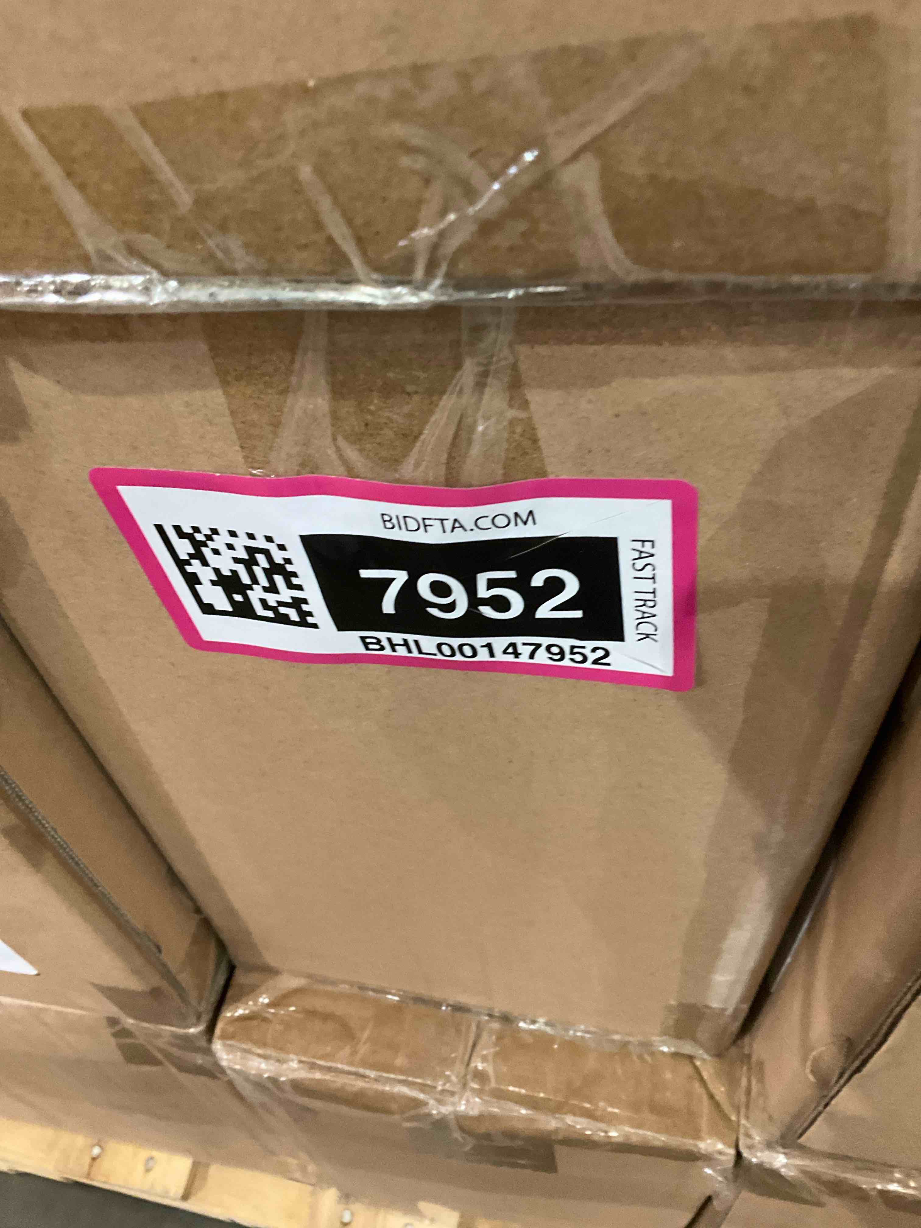 https://s3.amazonaws.com/lotting-images-prod/BargainHunt/BHL00147952_1715781500698.jpeg