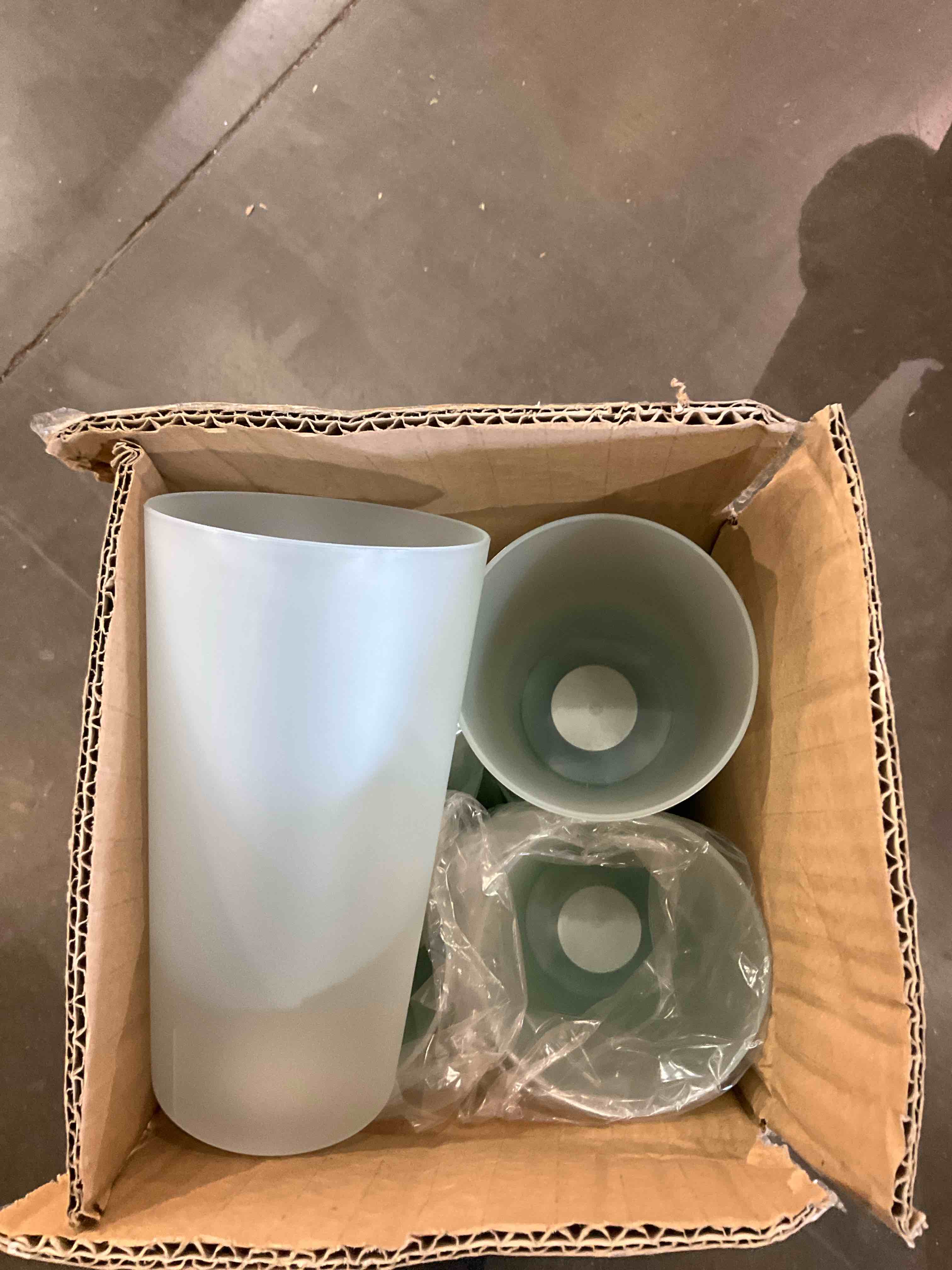 TUMBLER short Dishwasher safe. Microwave 24pack