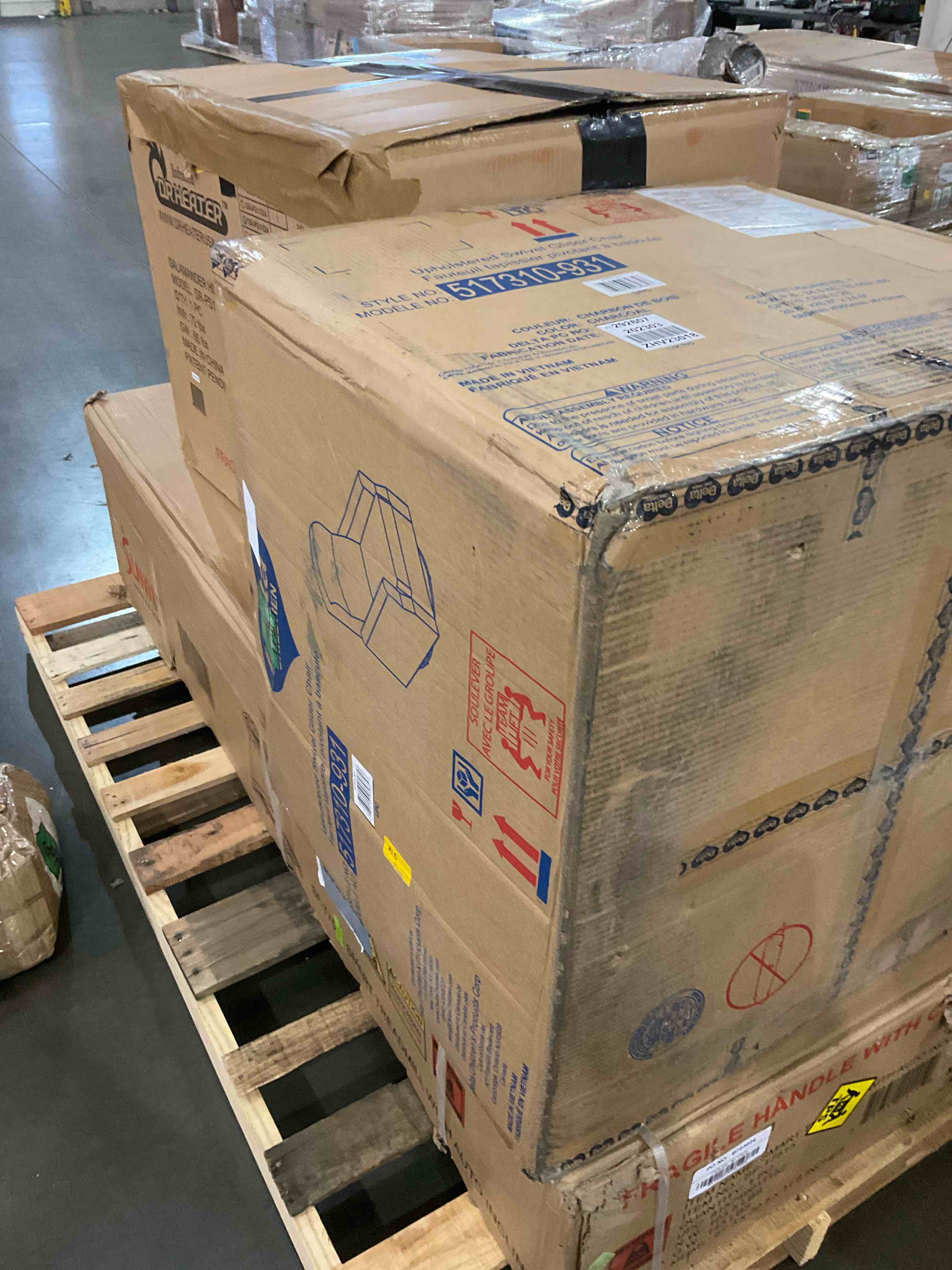 https://s3.amazonaws.com/lotting-images-prod/BargainHunt/BHL00148141_1710516365860.jpeg