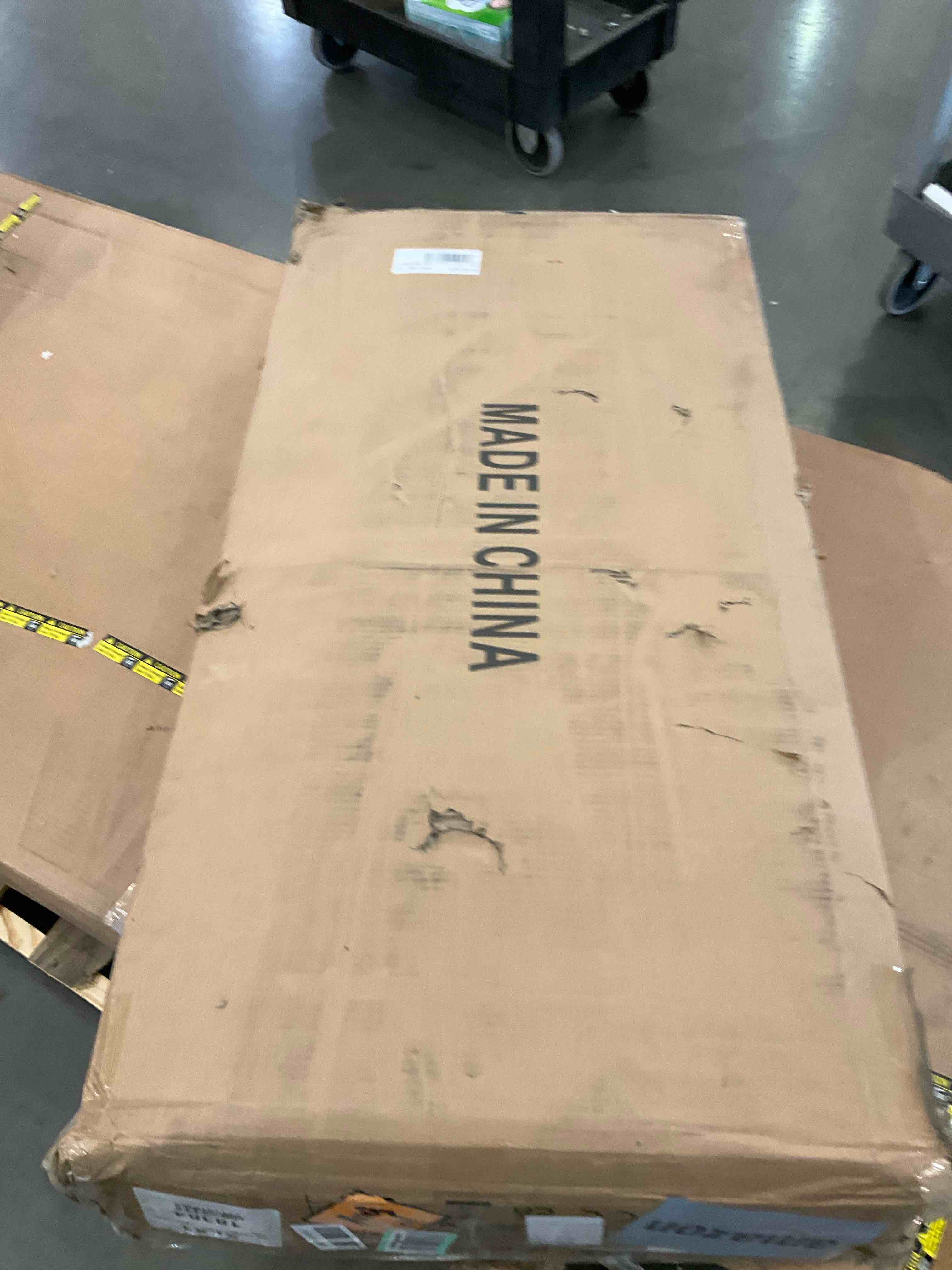 https://s3.amazonaws.com/lotting-images-prod/BargainHunt/BHL00148348_1713371607045.jpeg