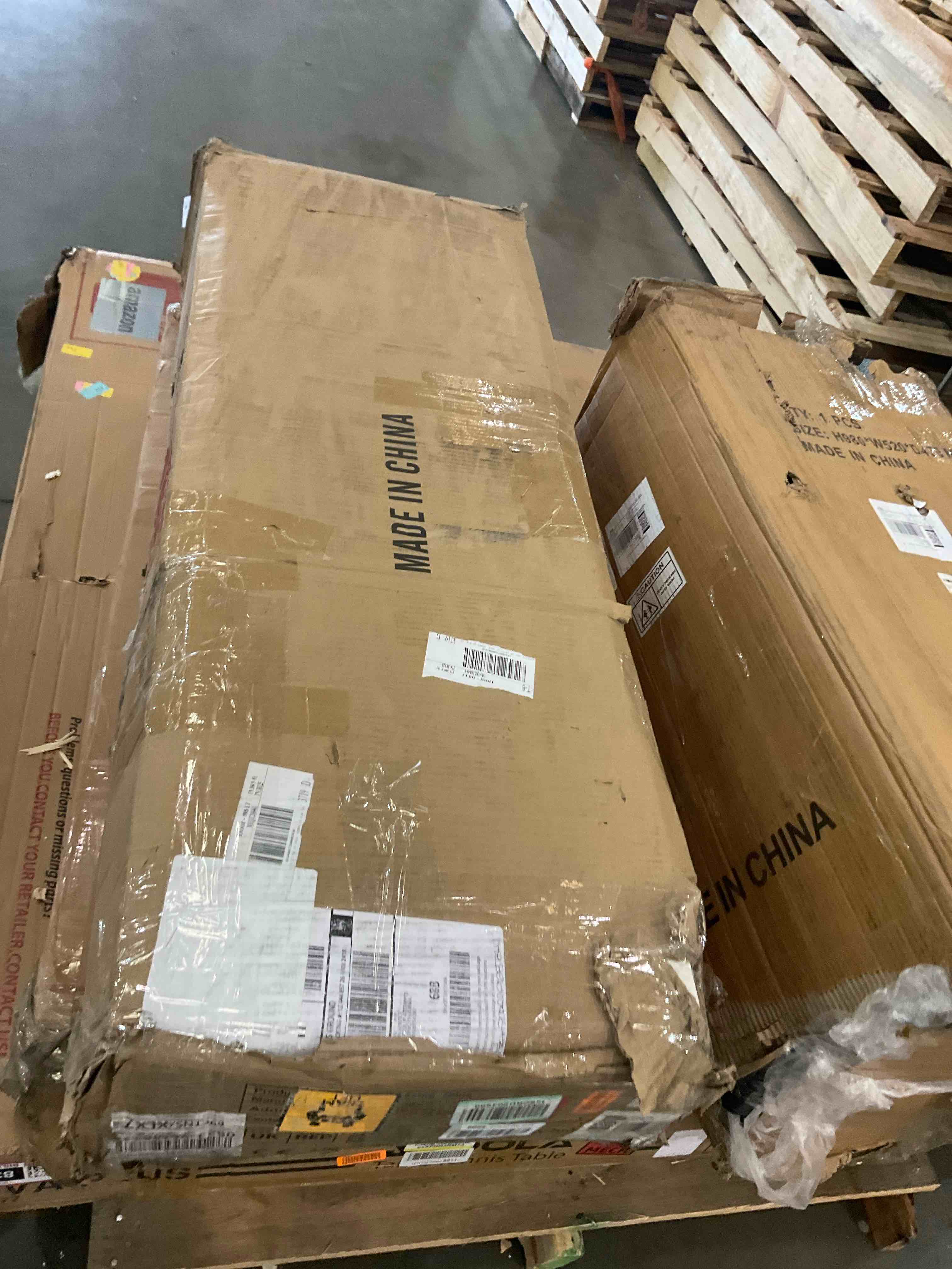 https://s3.amazonaws.com/lotting-images-prod/BargainHunt/BHL00148349_1713372253158.jpeg