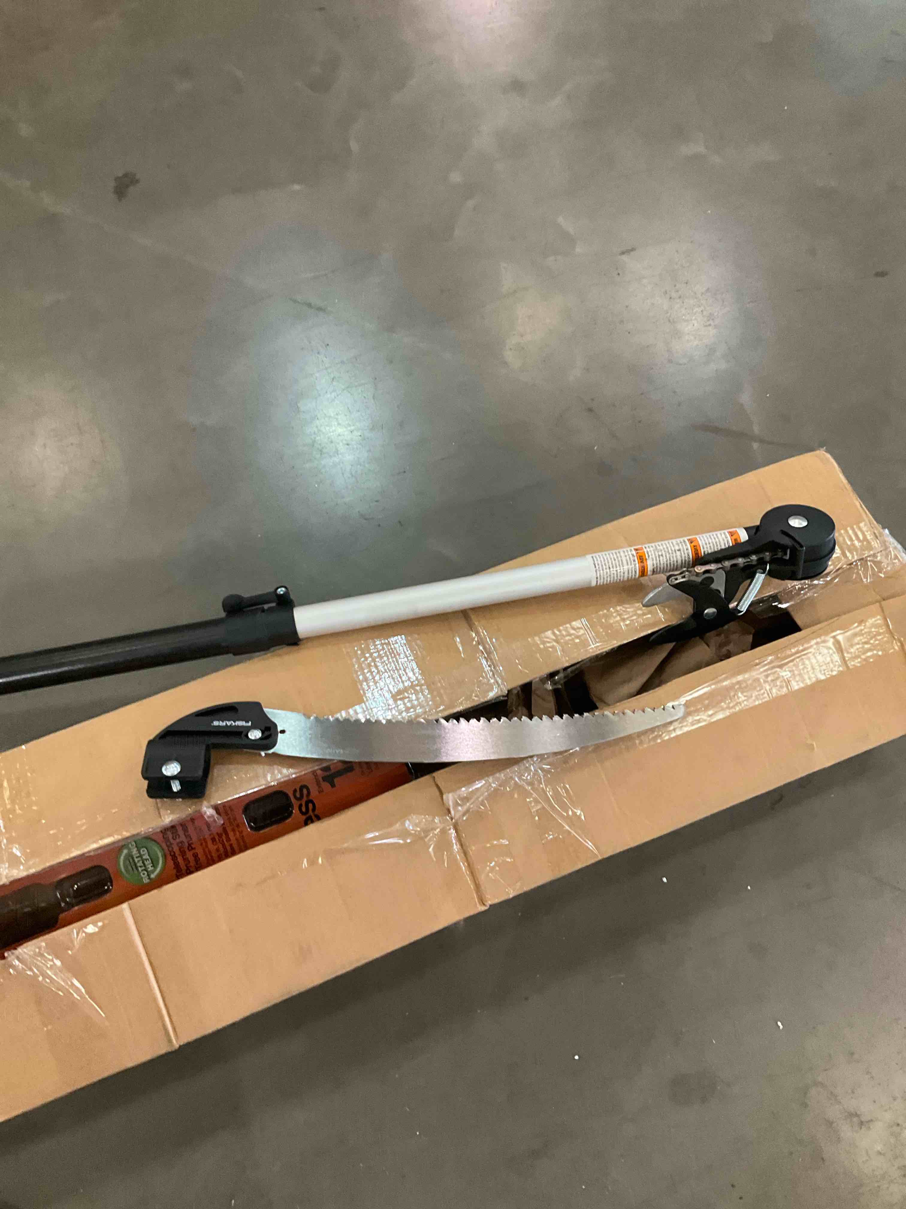 https://s3.amazonaws.com/lotting-images-prod/BargainHunt/BHL00148350_1713373683250.jpeg