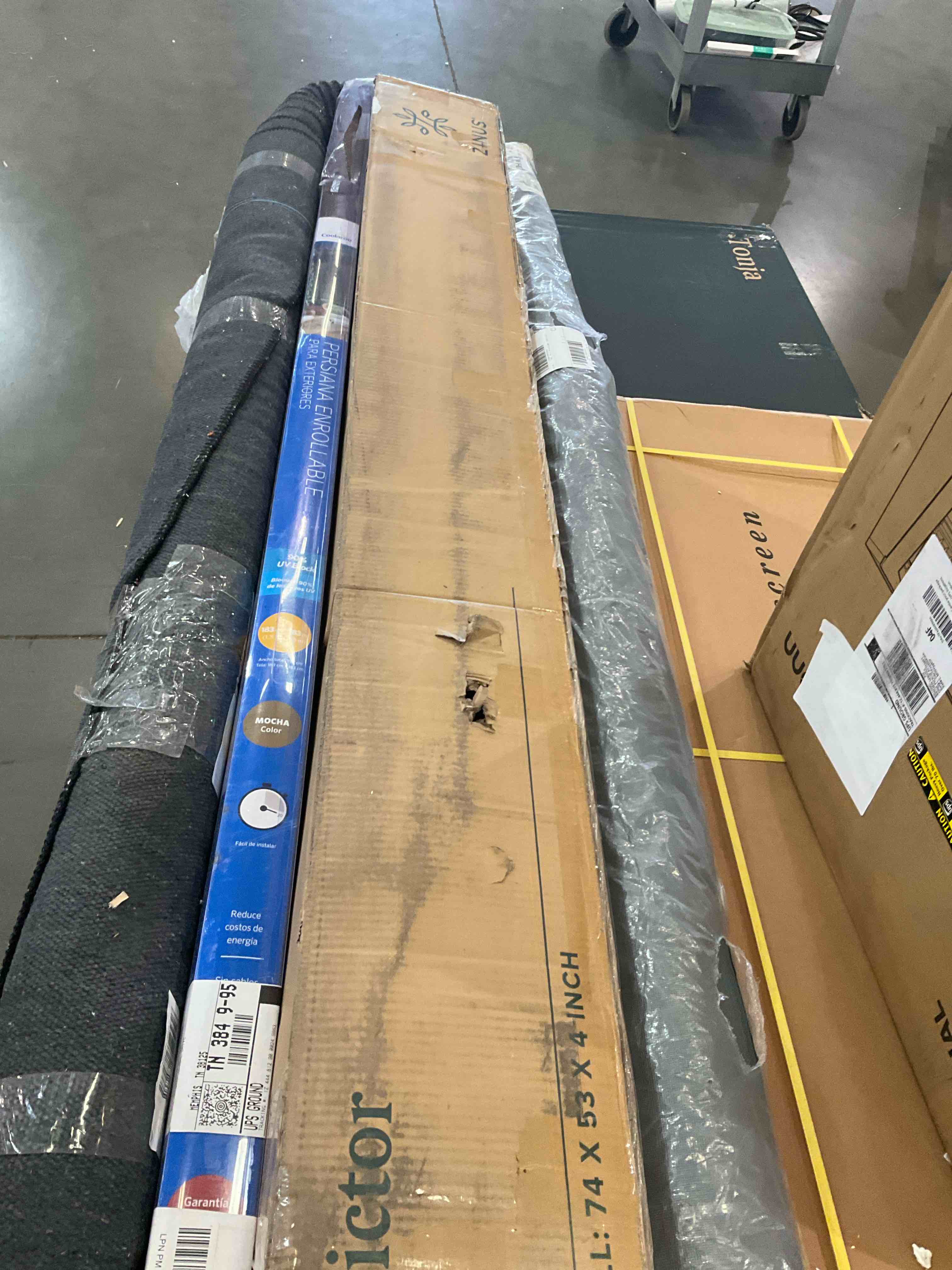 https://s3.amazonaws.com/lotting-images-prod/BargainHunt/BHL00148351_1713374645479.jpeg