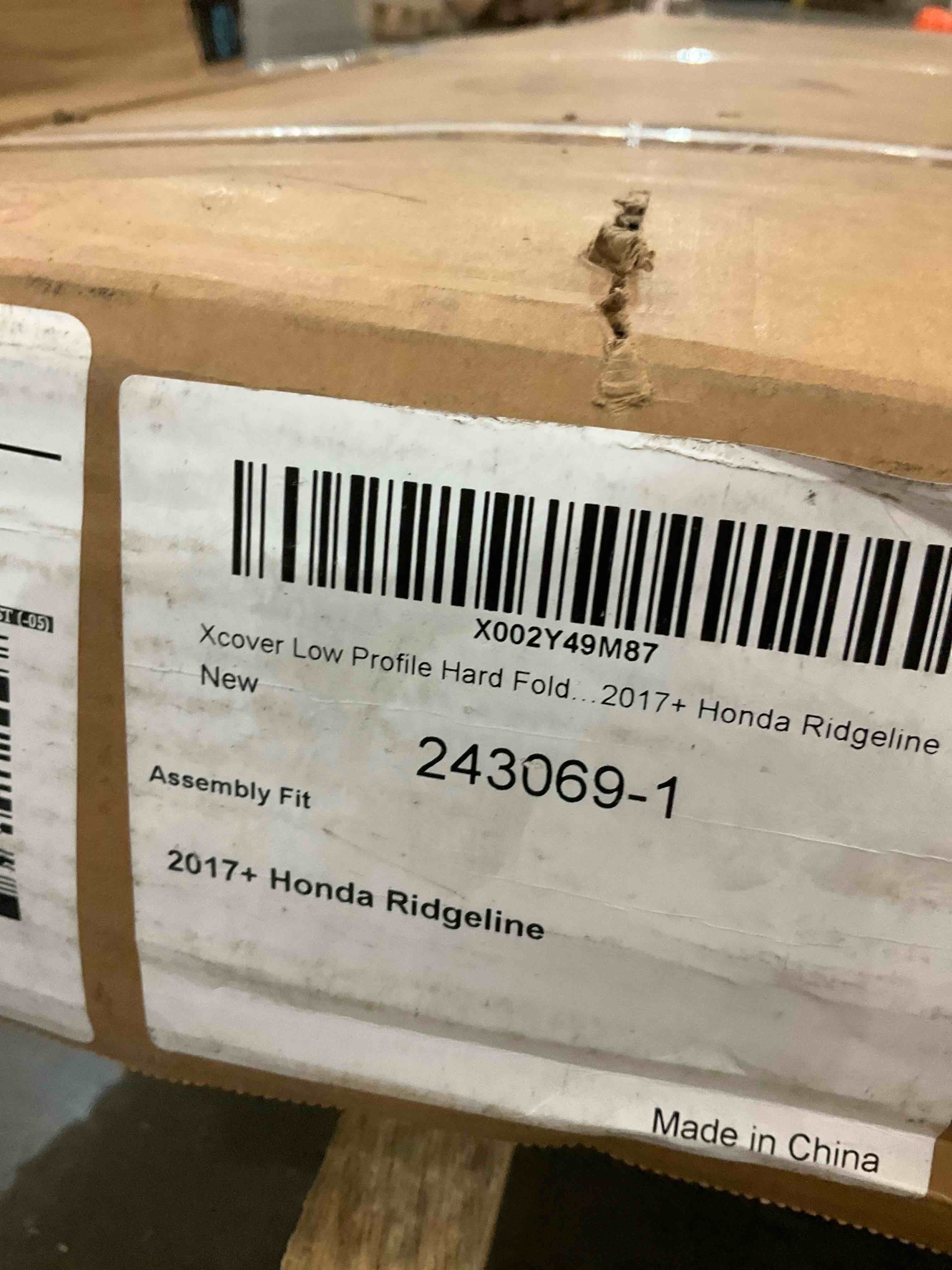 https://s3.amazonaws.com/lotting-images-prod/BargainHunt/BHL00148471_1713544863326.jpeg