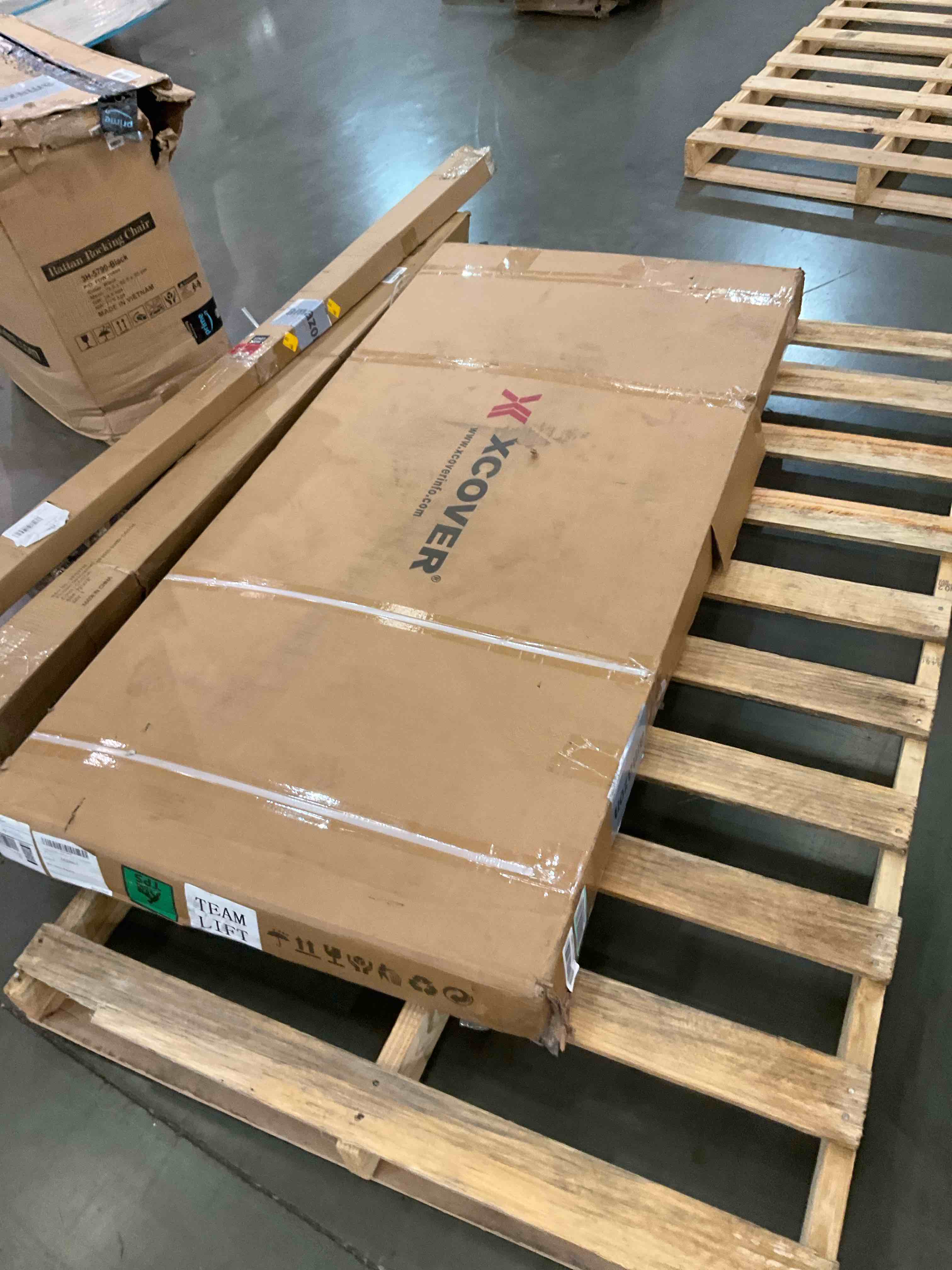 https://s3.amazonaws.com/lotting-images-prod/BargainHunt/BHL00148471_1713544869472.jpeg