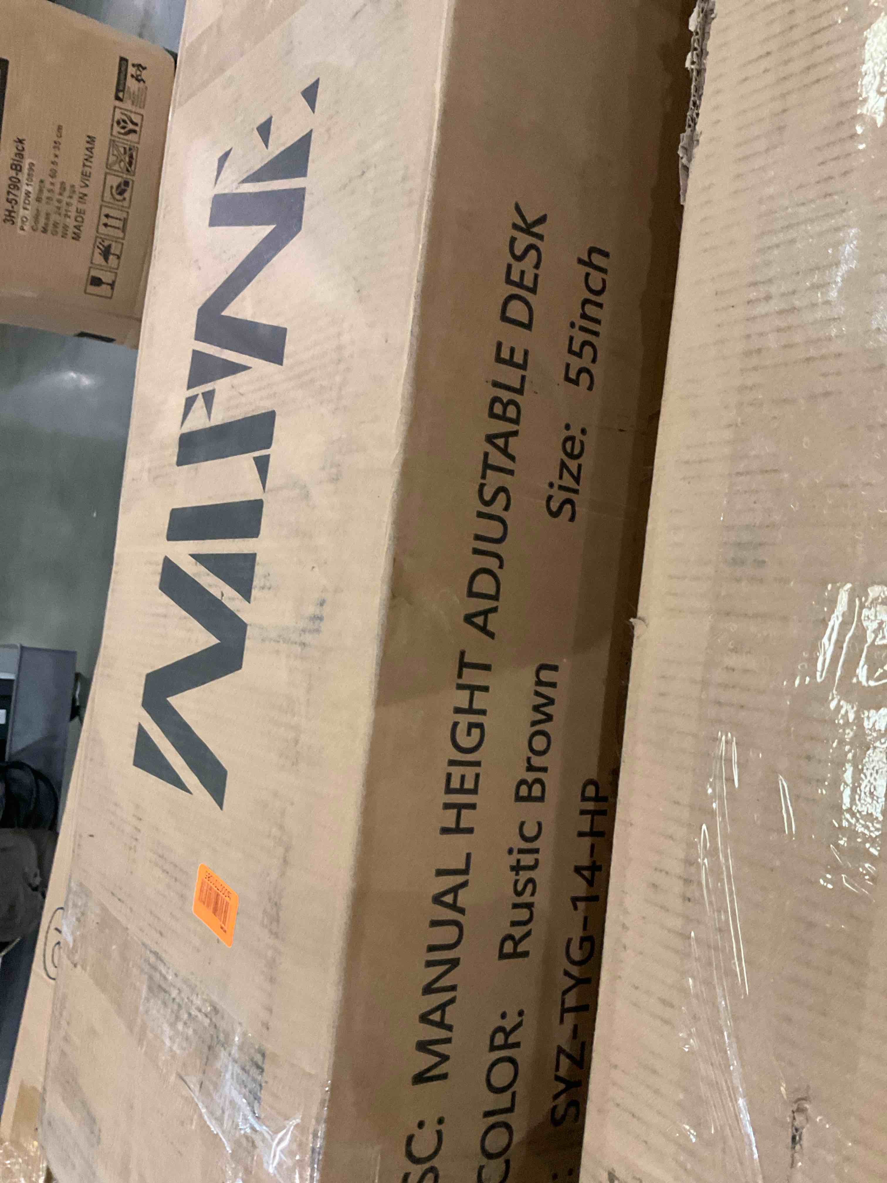 https://s3.amazonaws.com/lotting-images-prod/BargainHunt/BHL00148476_1713546584507.jpeg