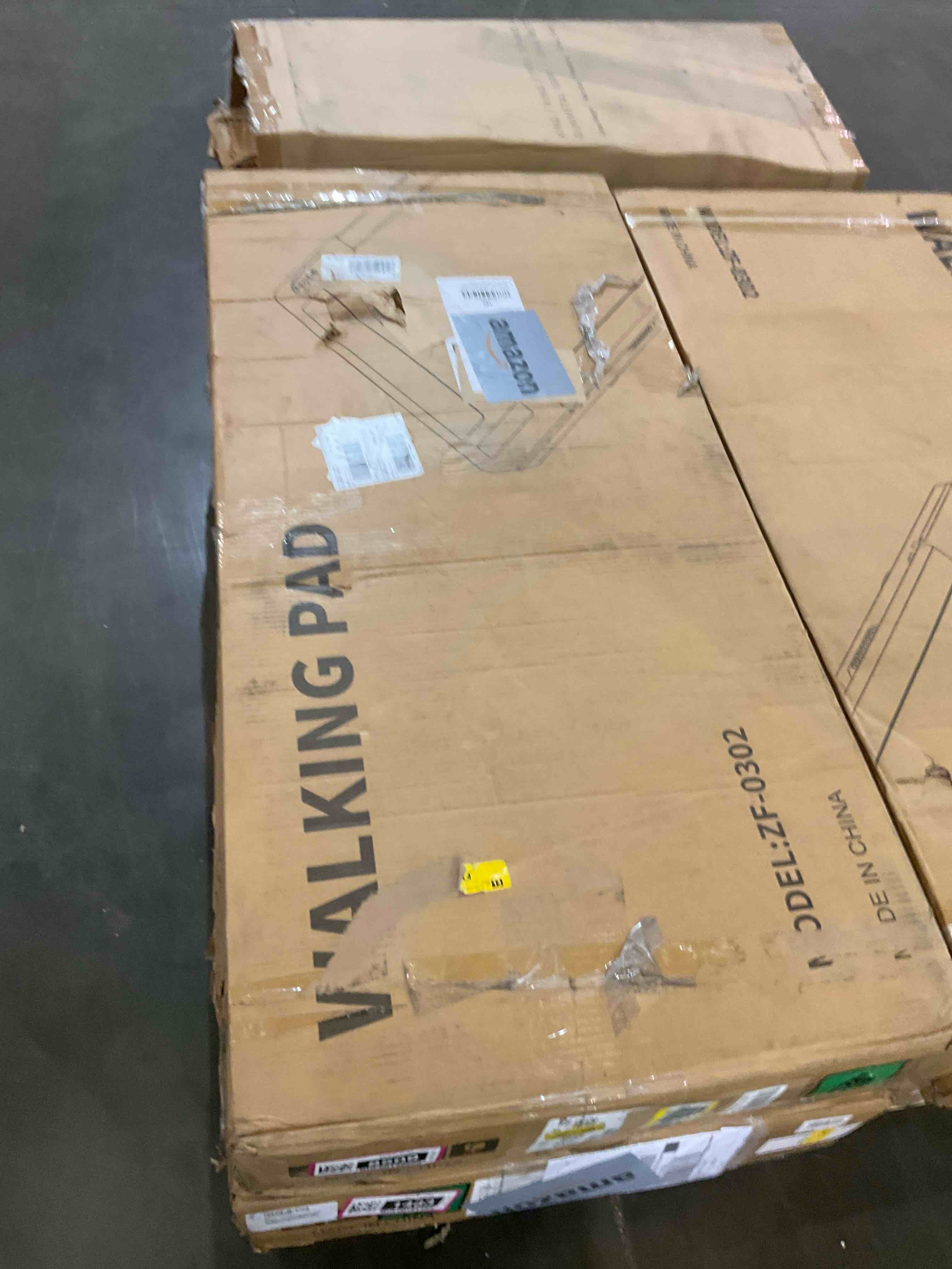 https://s3.amazonaws.com/lotting-images-prod/BargainHunt/BHL00148509_1711630194208.jpeg