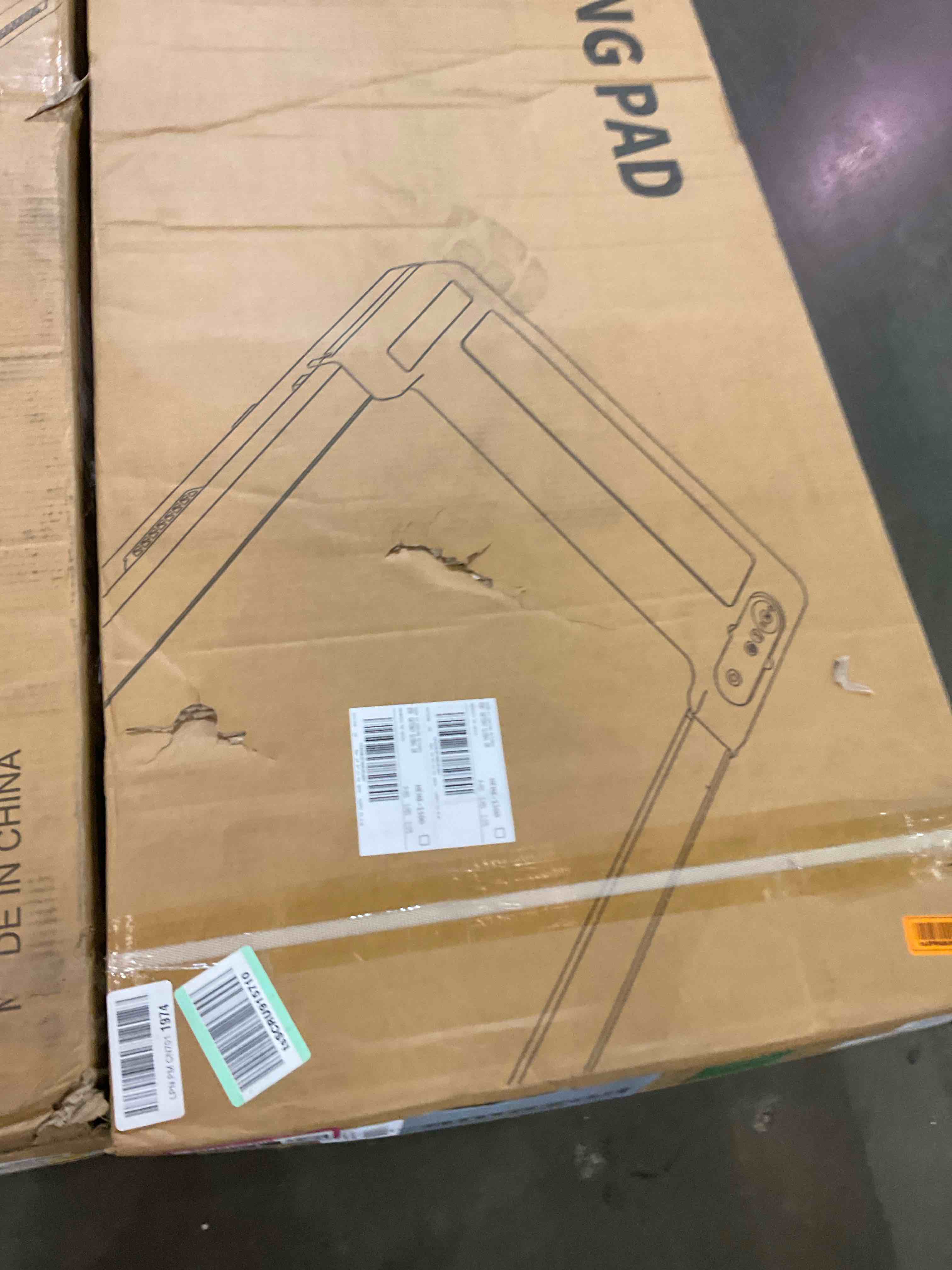 https://s3.amazonaws.com/lotting-images-prod/BargainHunt/BHL00148509_1711630196831.jpeg