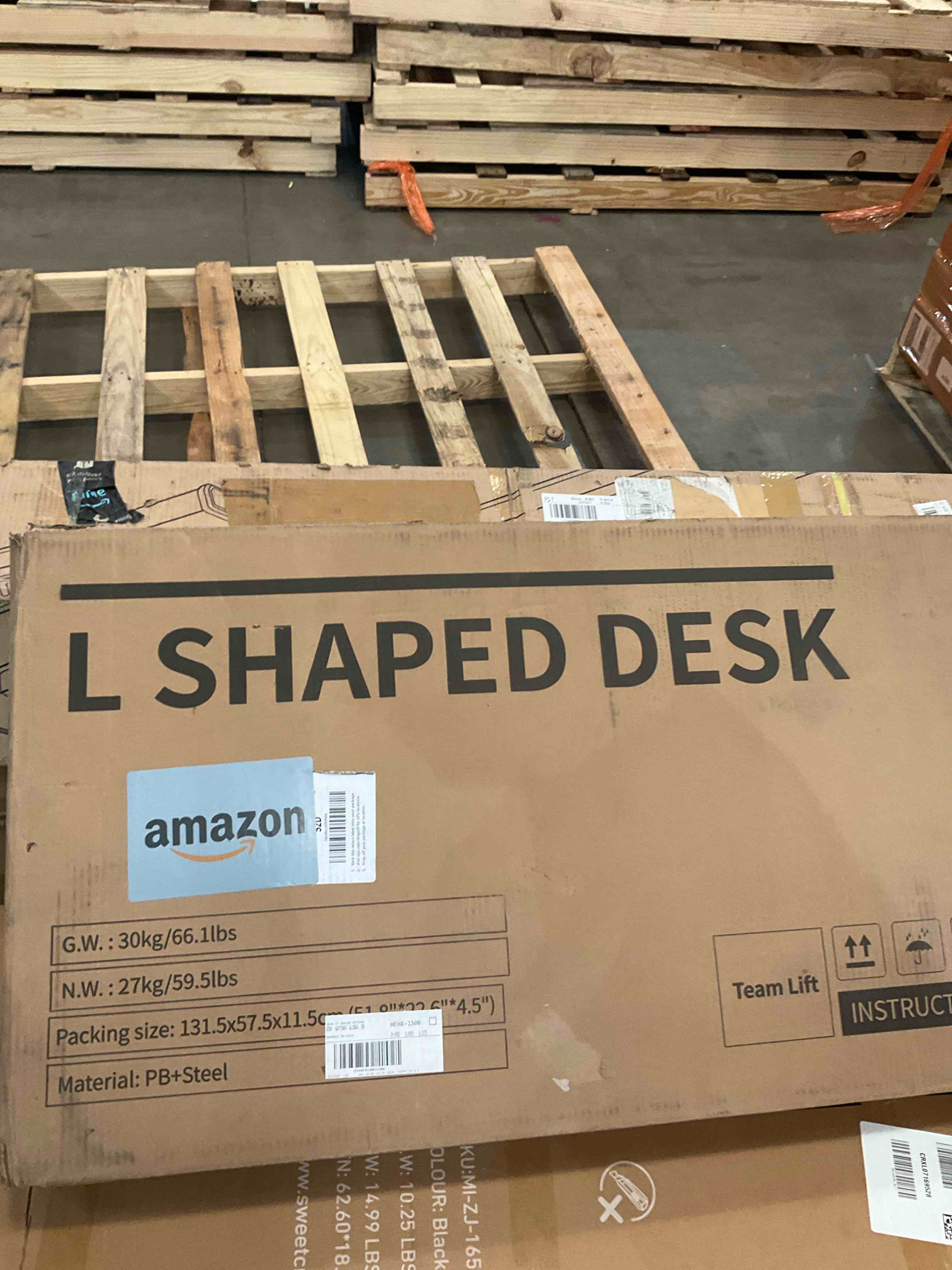 https://s3.amazonaws.com/lotting-images-prod/BargainHunt/BHL00148577_1711730994437.jpeg