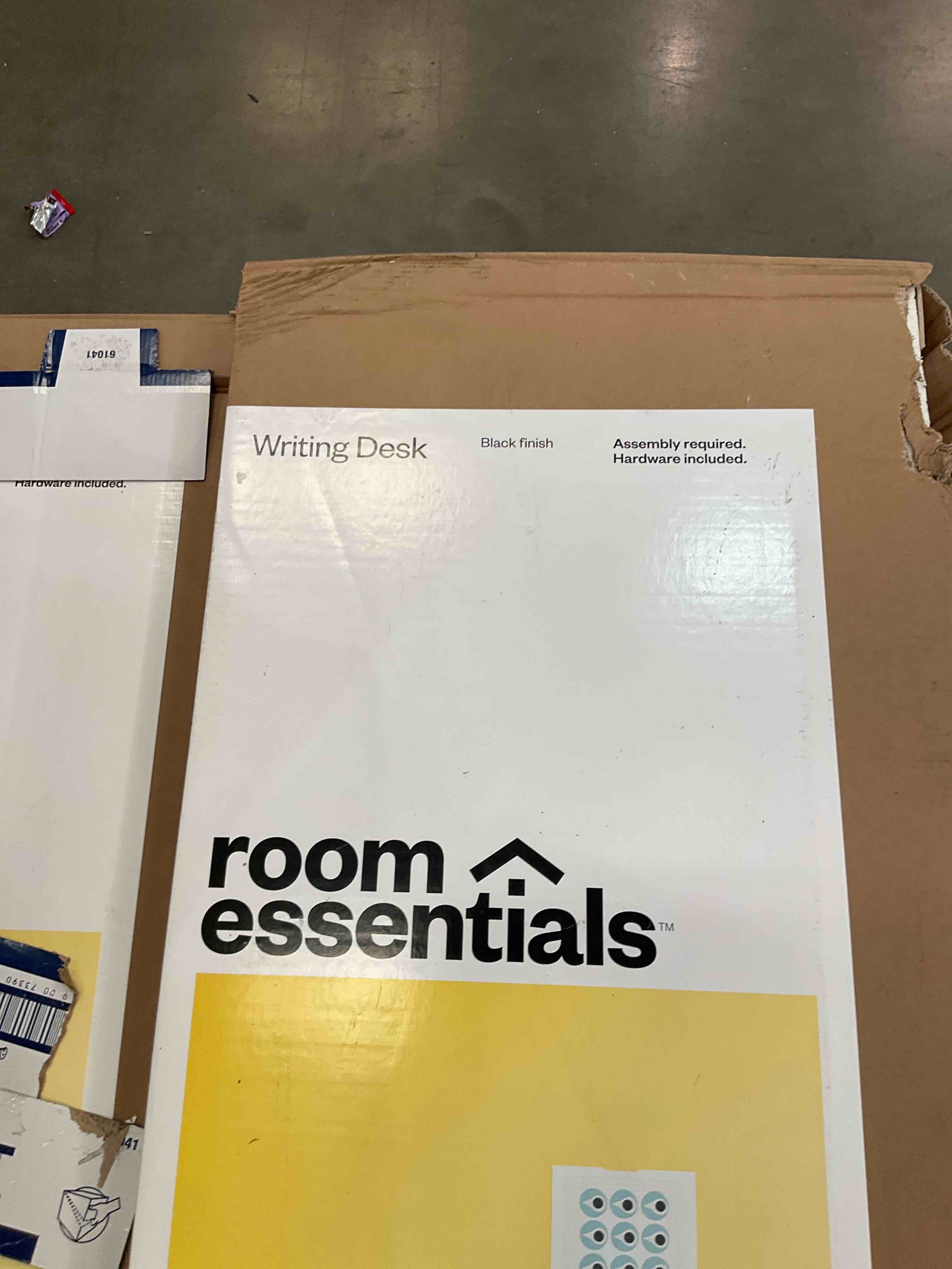 https://s3.amazonaws.com/lotting-images-prod/BargainHunt/BHL00148949_1714589498703.jpeg