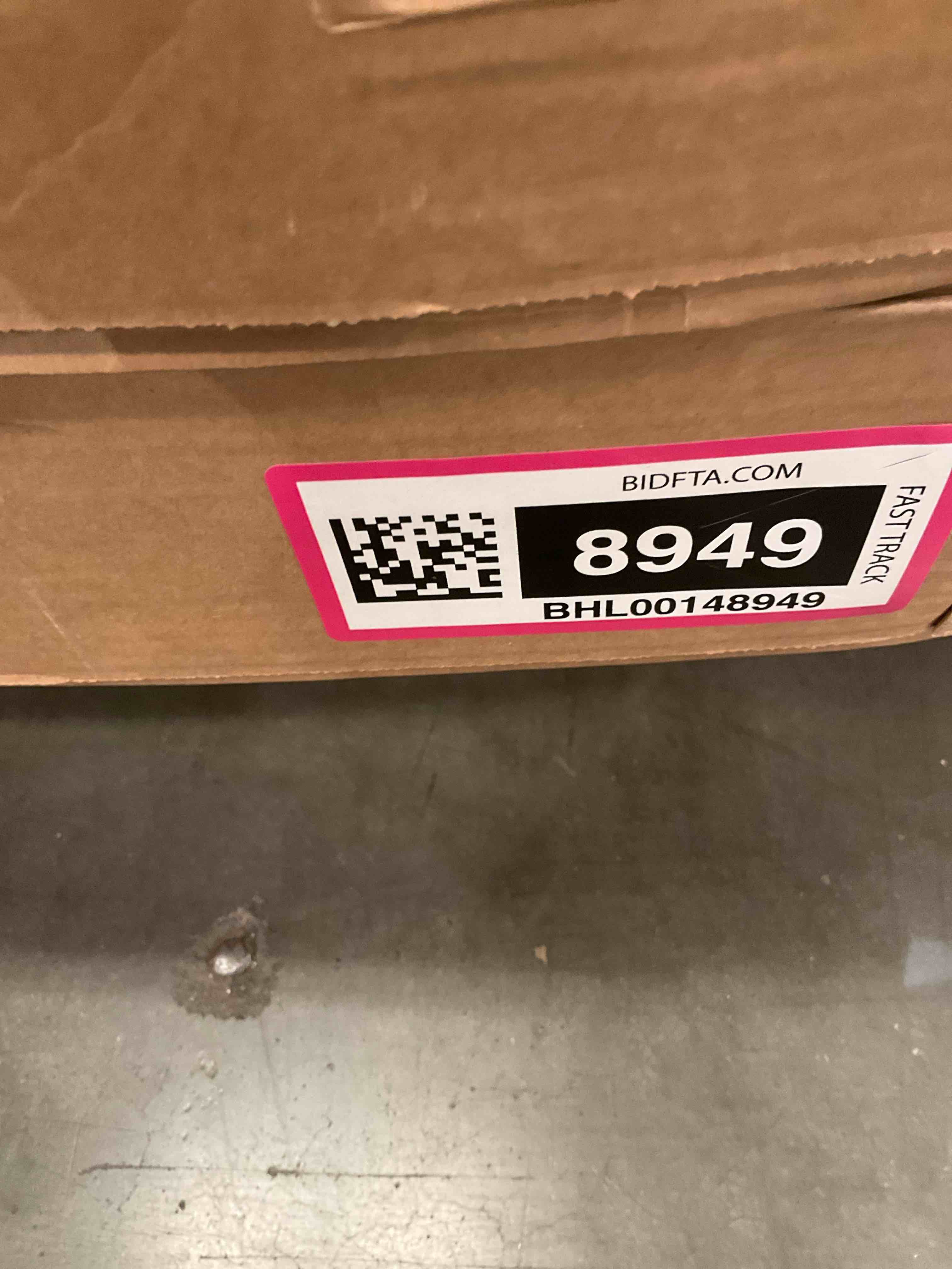 https://s3.amazonaws.com/lotting-images-prod/BargainHunt/BHL00148950_1714589582828.jpeg