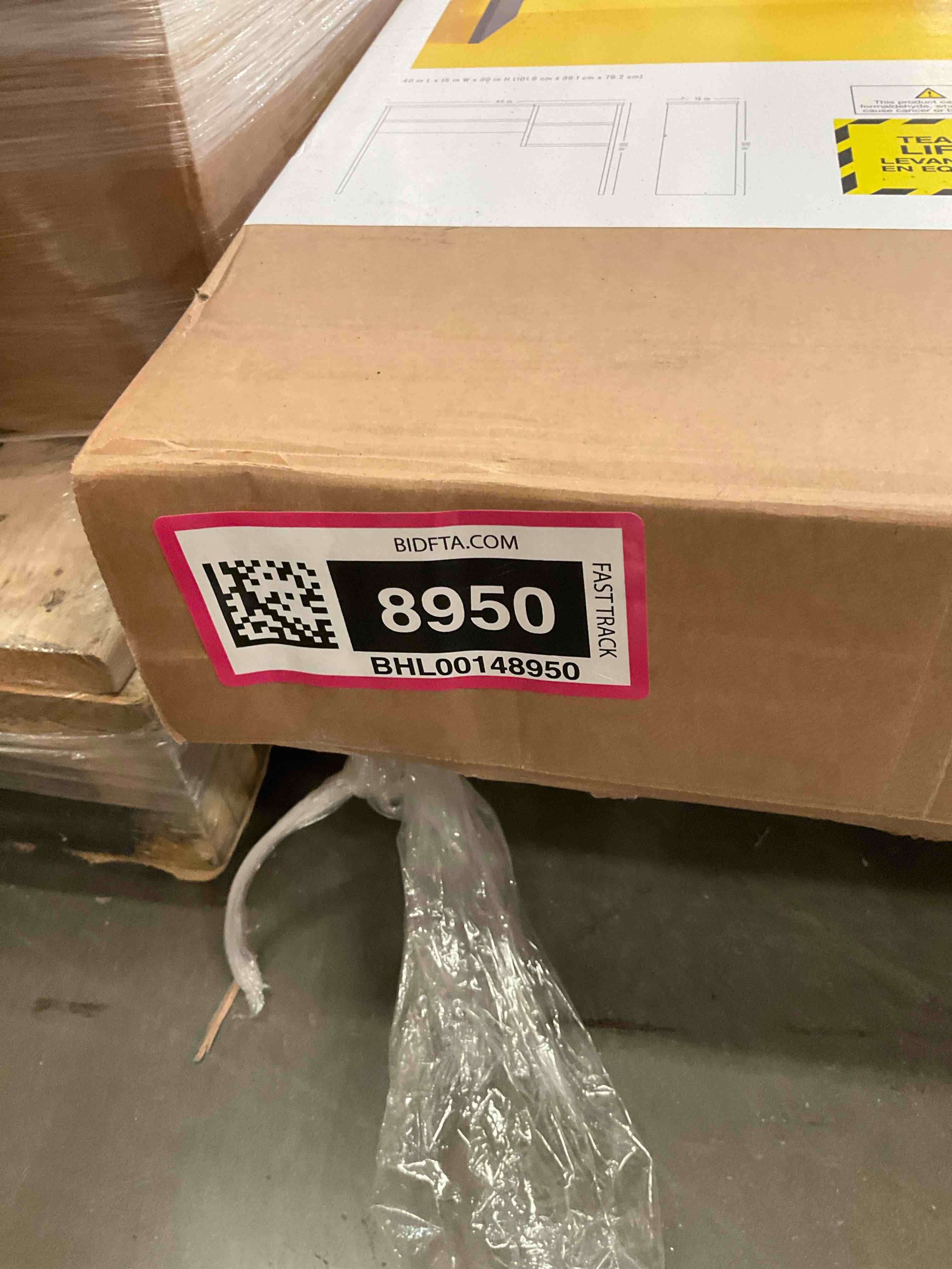 https://s3.amazonaws.com/lotting-images-prod/BargainHunt/BHL00148950_1714589614094.jpeg