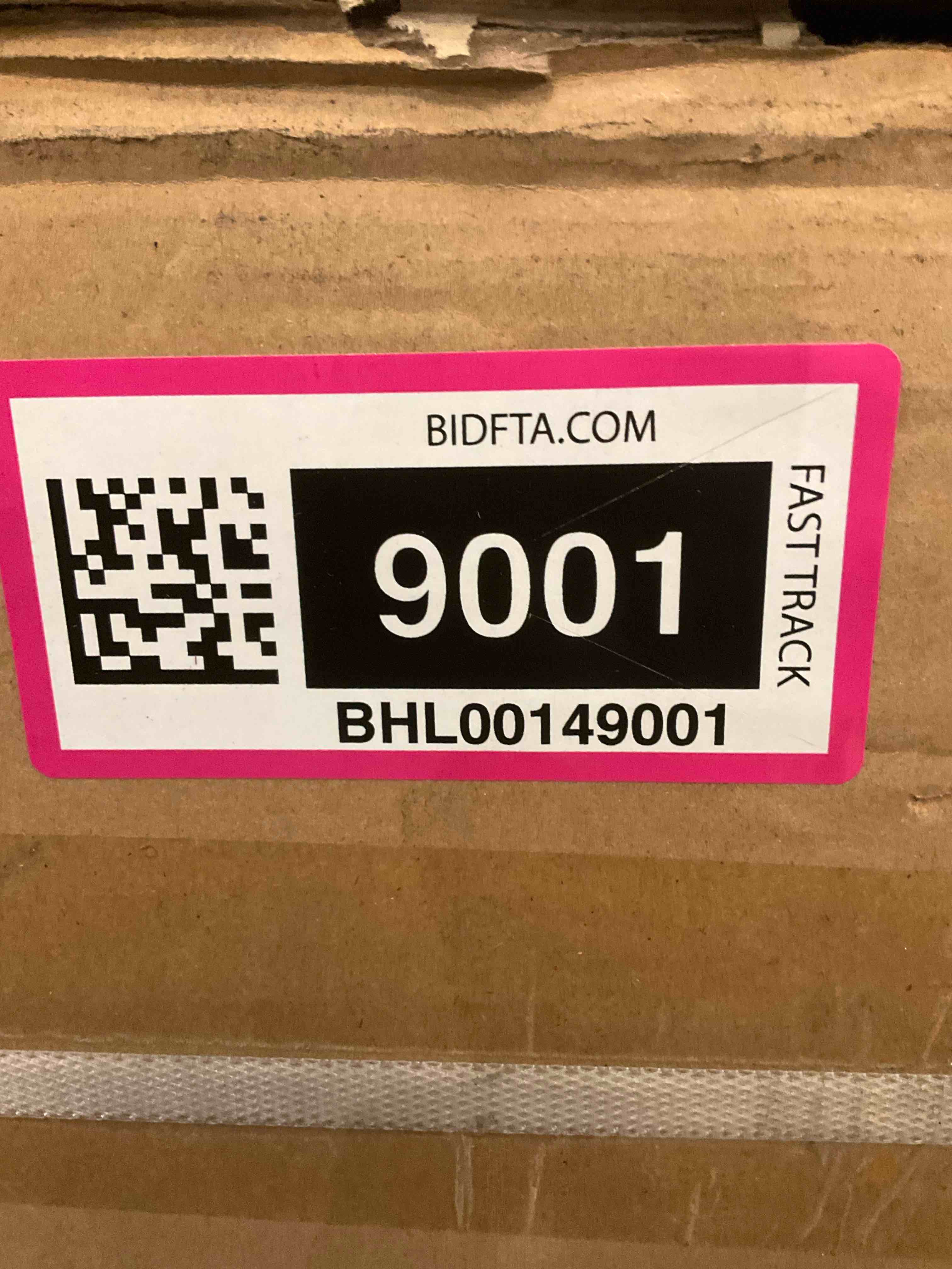 https://s3.amazonaws.com/lotting-images-prod/BargainHunt/BHL00149001_1715274097591.jpeg