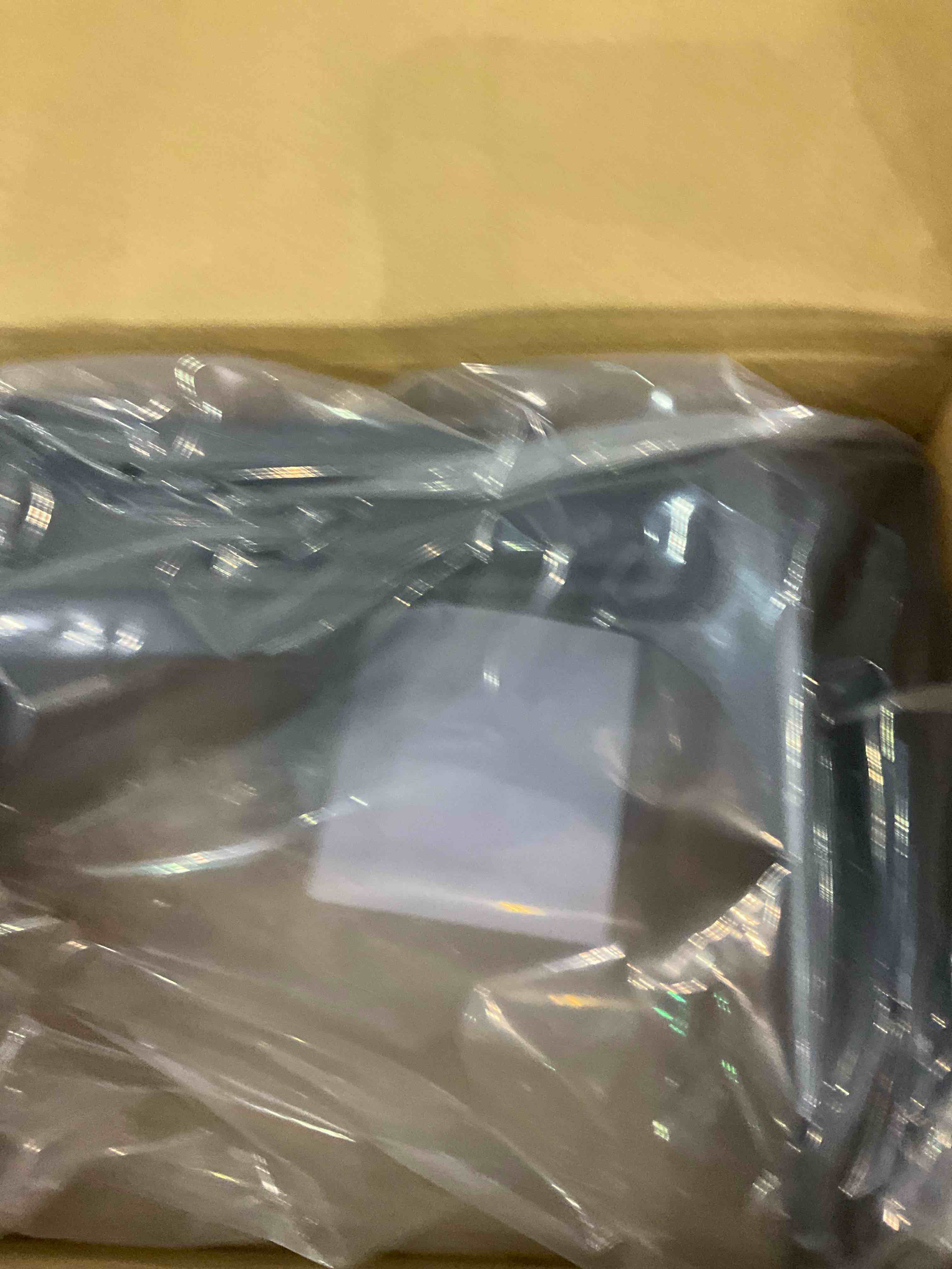 https://s3.amazonaws.com/lotting-images-prod/BargainHunt/EXS00341215_1706706681767.jpeg