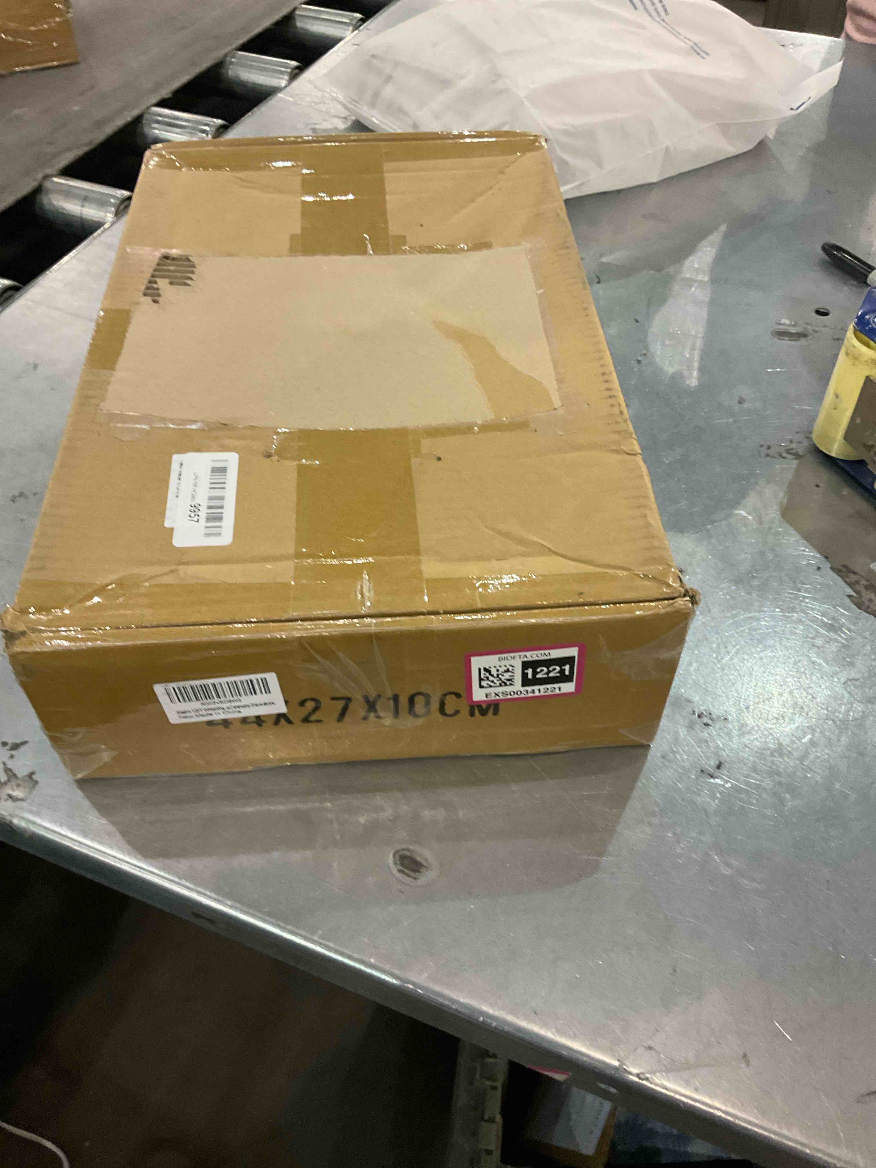 https://s3.amazonaws.com/lotting-images-prod/BargainHunt/EXS00341221_1706706262161.jpeg