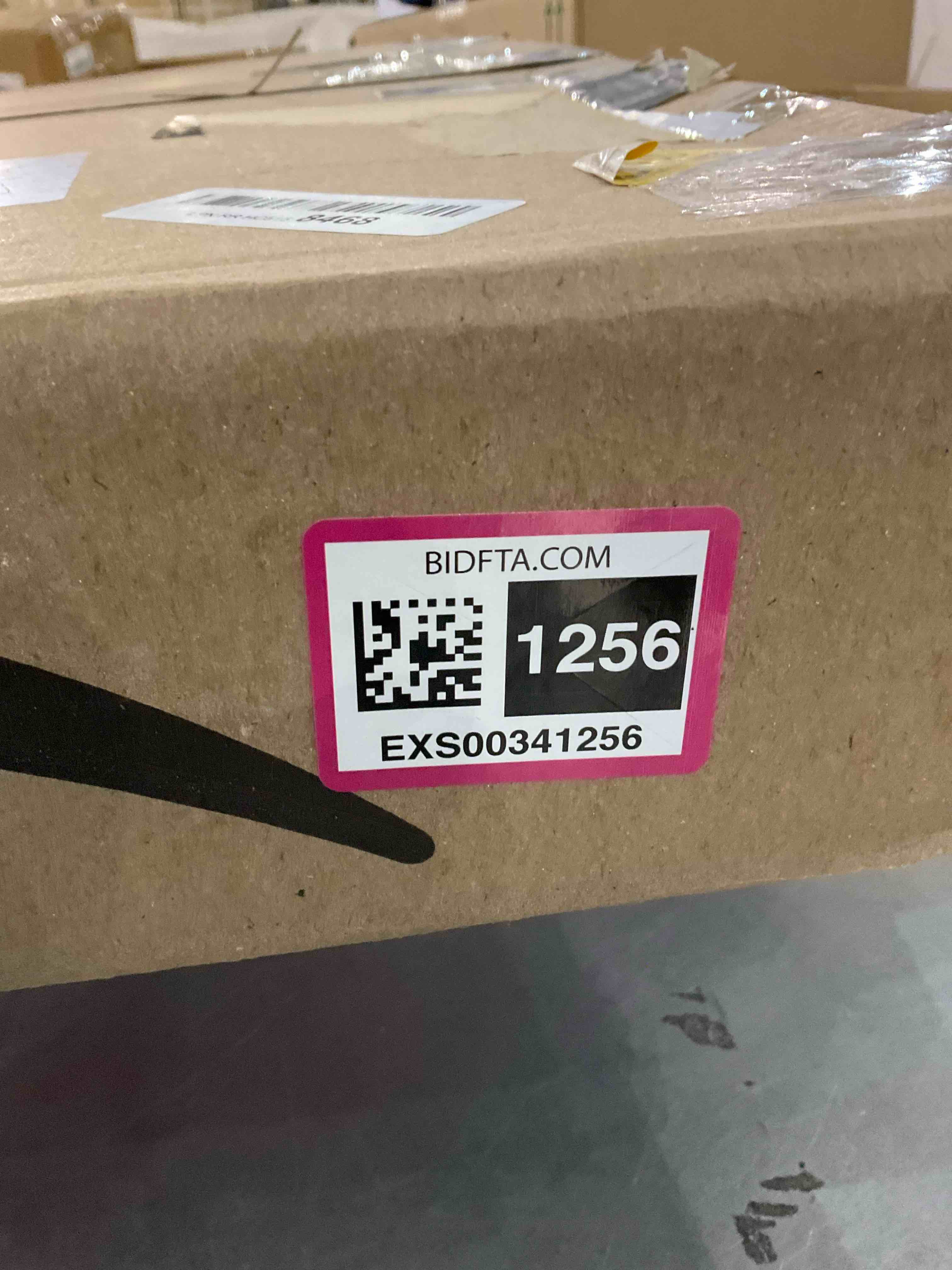 https://s3.amazonaws.com/lotting-images-prod/BargainHunt/EXS00341256_1707136883124.jpeg