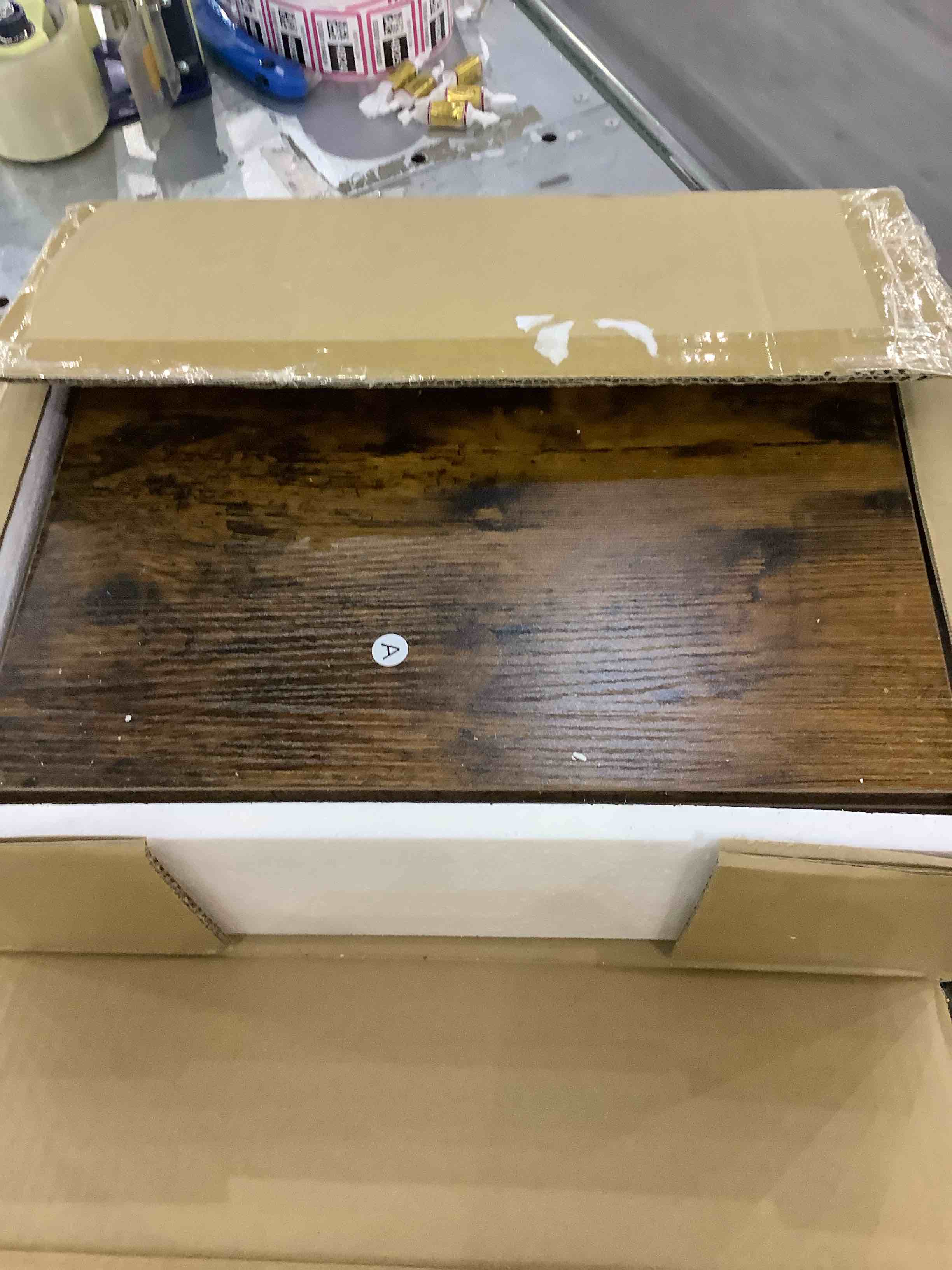 https://s3.amazonaws.com/lotting-images-prod/BargainHunt/EXS00341462_1707222910875.jpeg