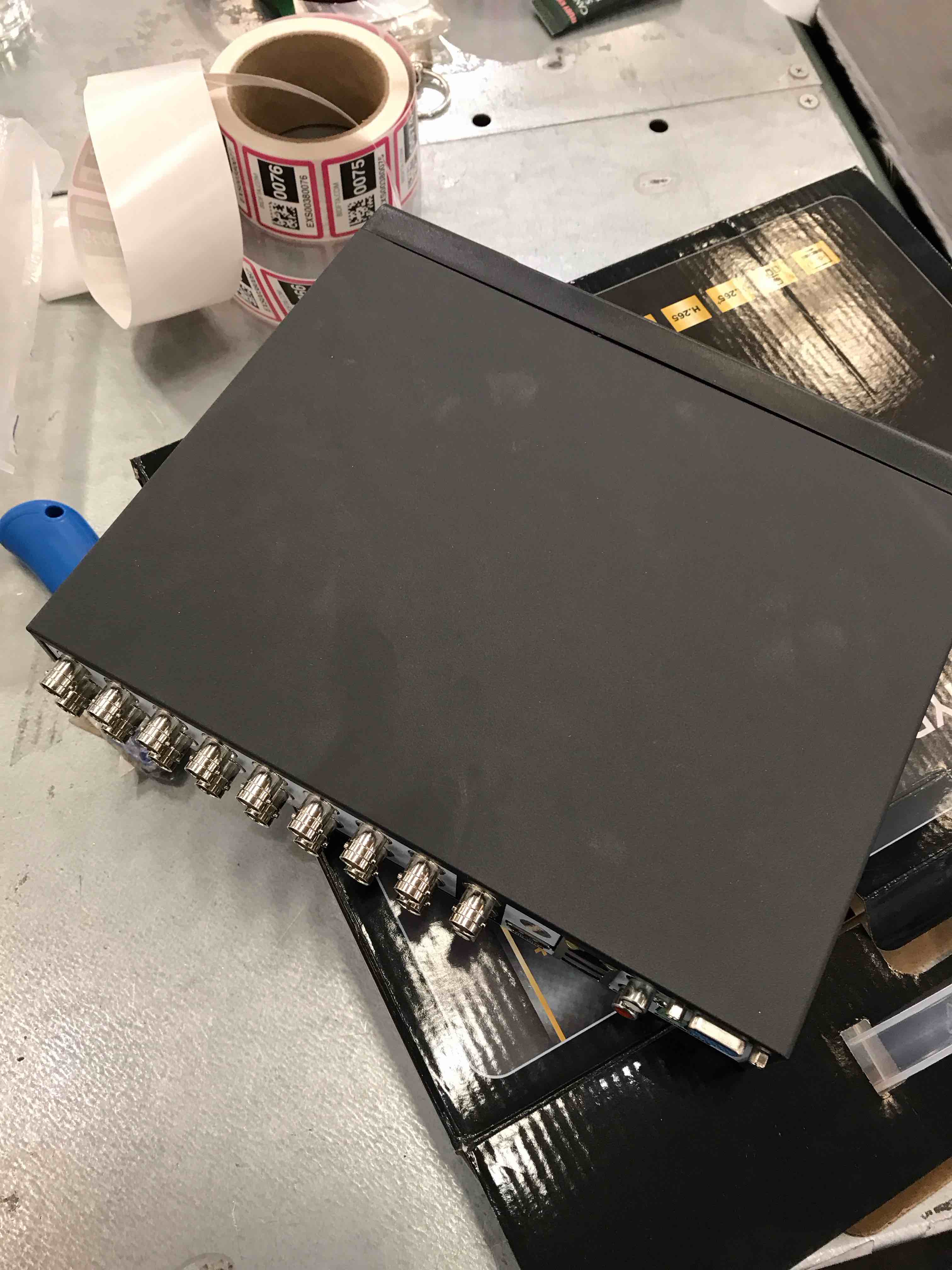 https://s3.amazonaws.com/lotting-images-prod/BargainHunt/EXS00380058_1715708028779.jpeg