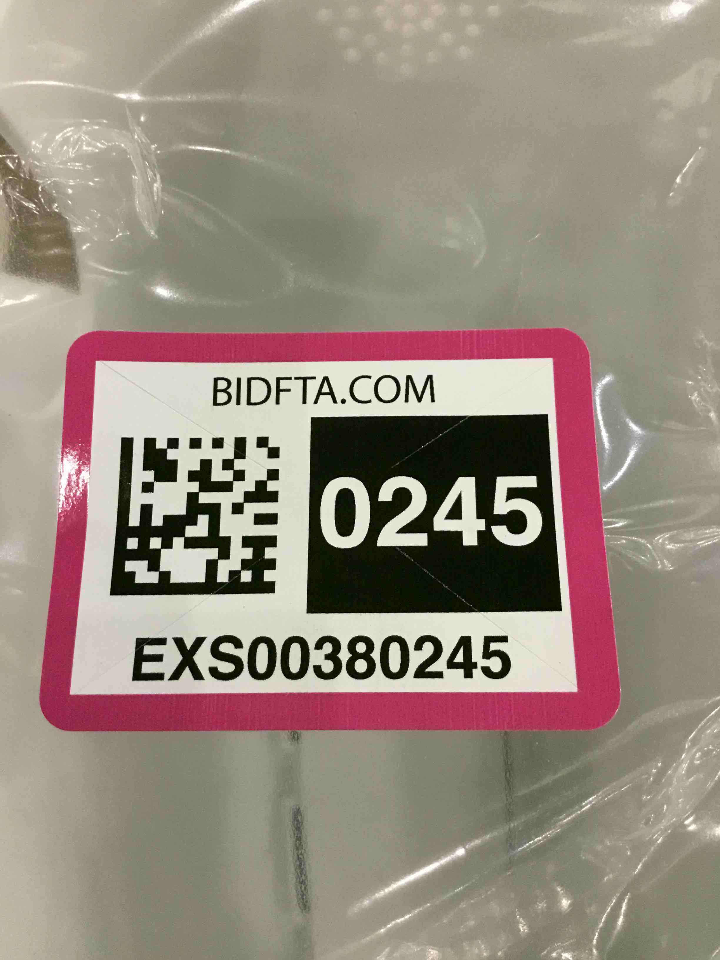 https://s3.amazonaws.com/lotting-images-prod/BargainHunt/EXS00380245_1716462942623.jpeg