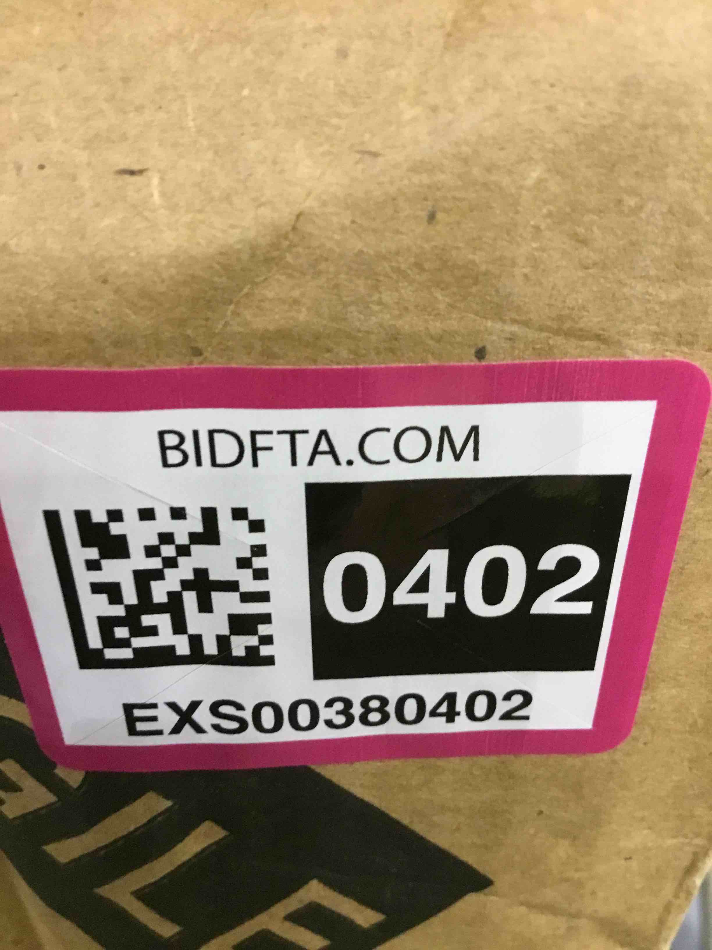 https://s3.amazonaws.com/lotting-images-prod/BargainHunt/EXS00380402_1716921108343.jpeg