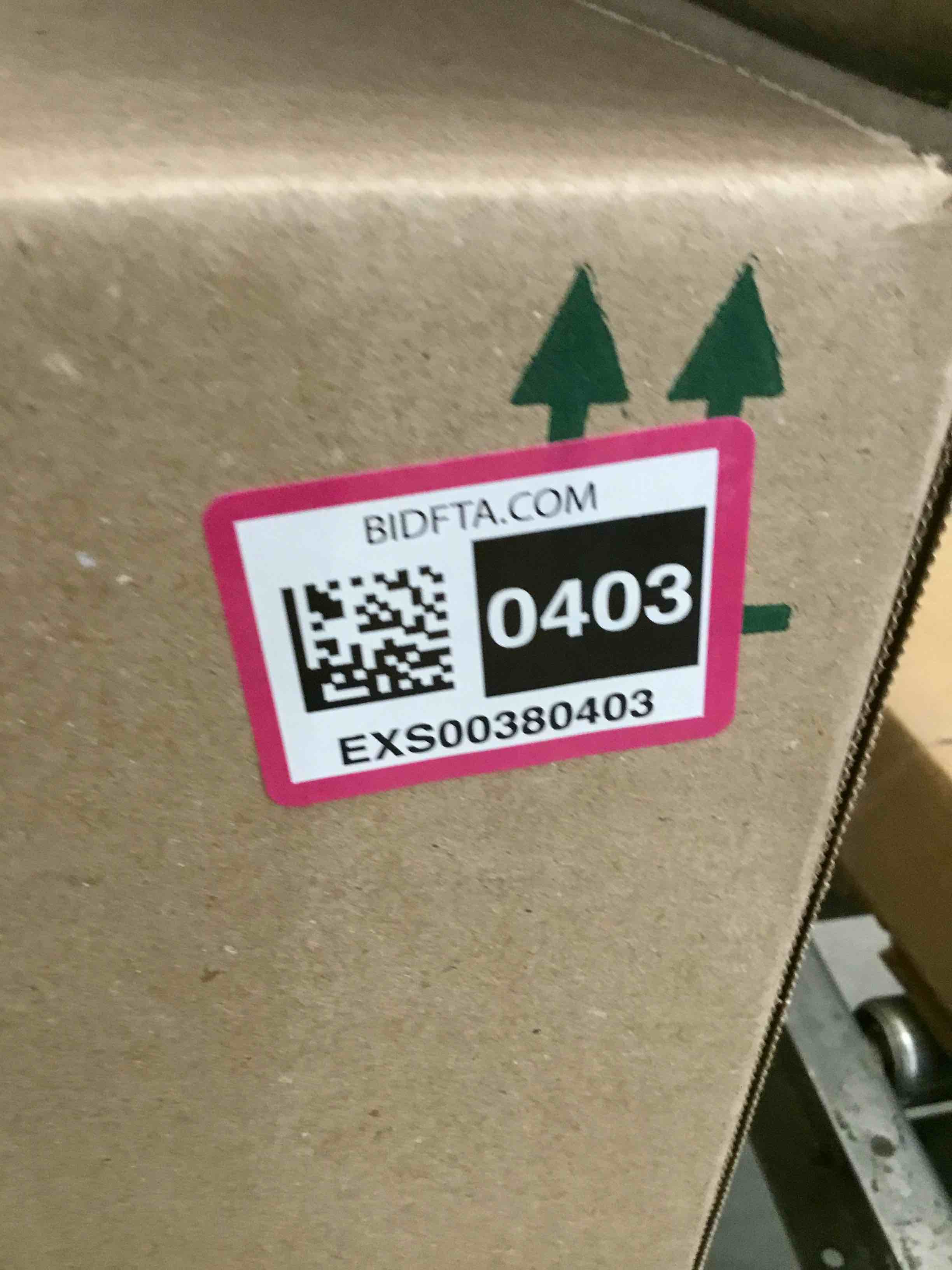 https://s3.amazonaws.com/lotting-images-prod/BargainHunt/EXS00380403_1716921219571.jpeg