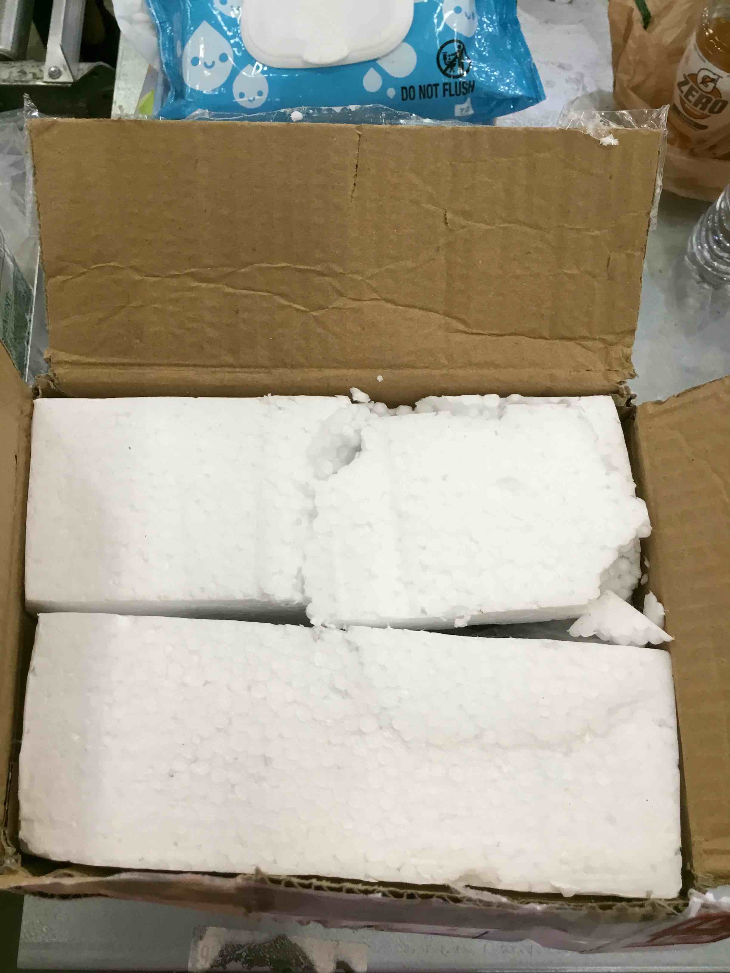 https://s3.amazonaws.com/lotting-images-prod/BargainHunt/EXS00380446_1717003392709.jpeg